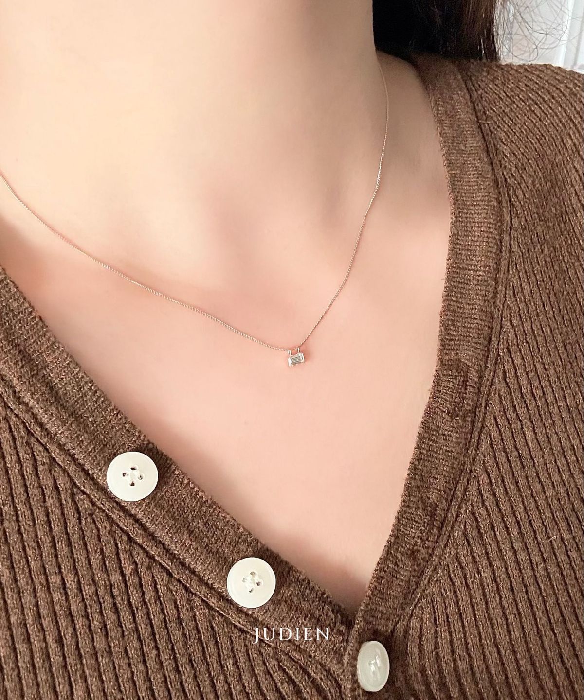 주디엔(JUDIEN) 14k 18k 미니 바게트 랩다이아 목걸이