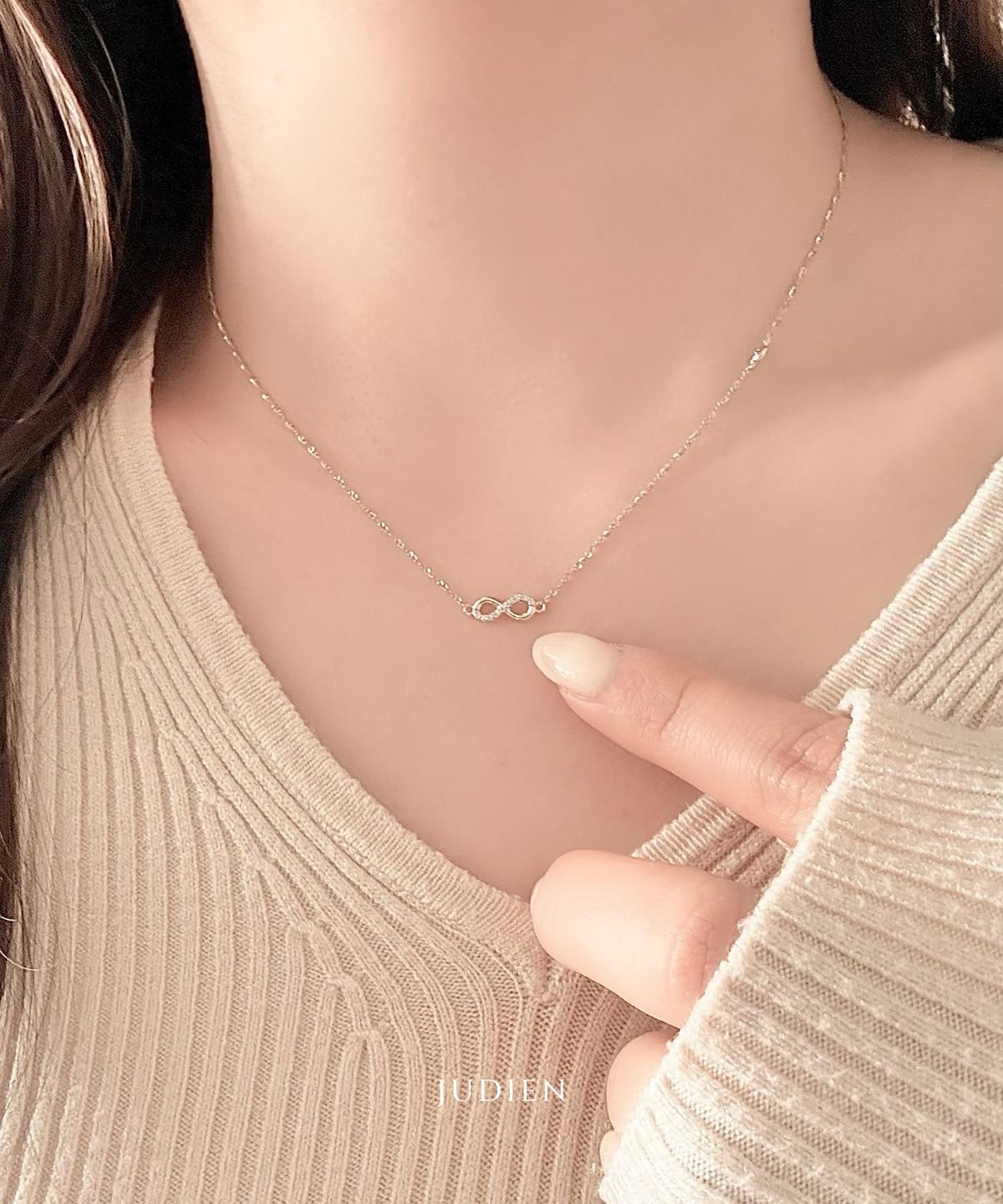 주디엔(JUDIEN) 14k 18k 뫼비우스 꼬임 큐빅 목걸이