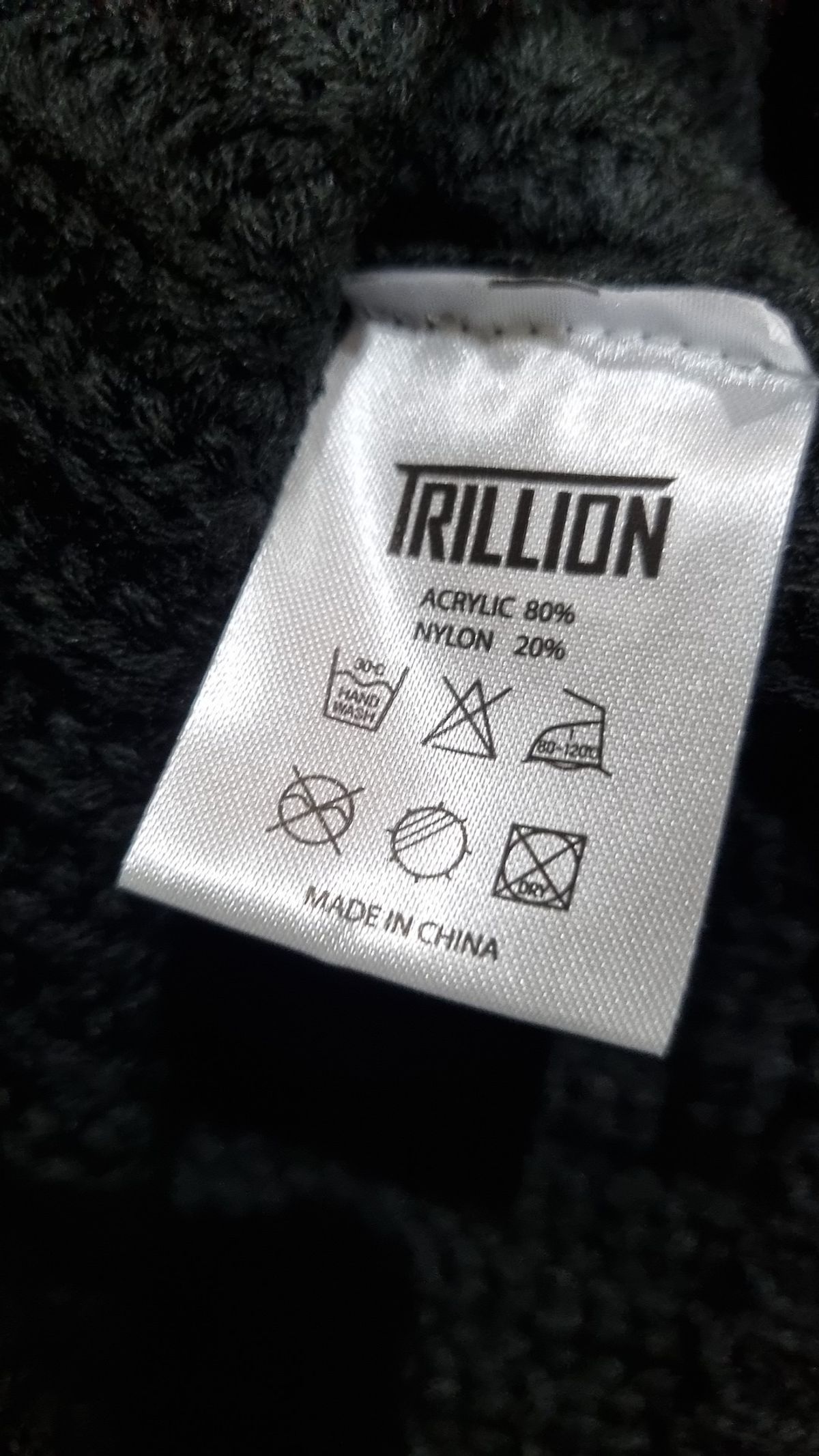 트릴리온(TRILLION) 니트/스웨터 L