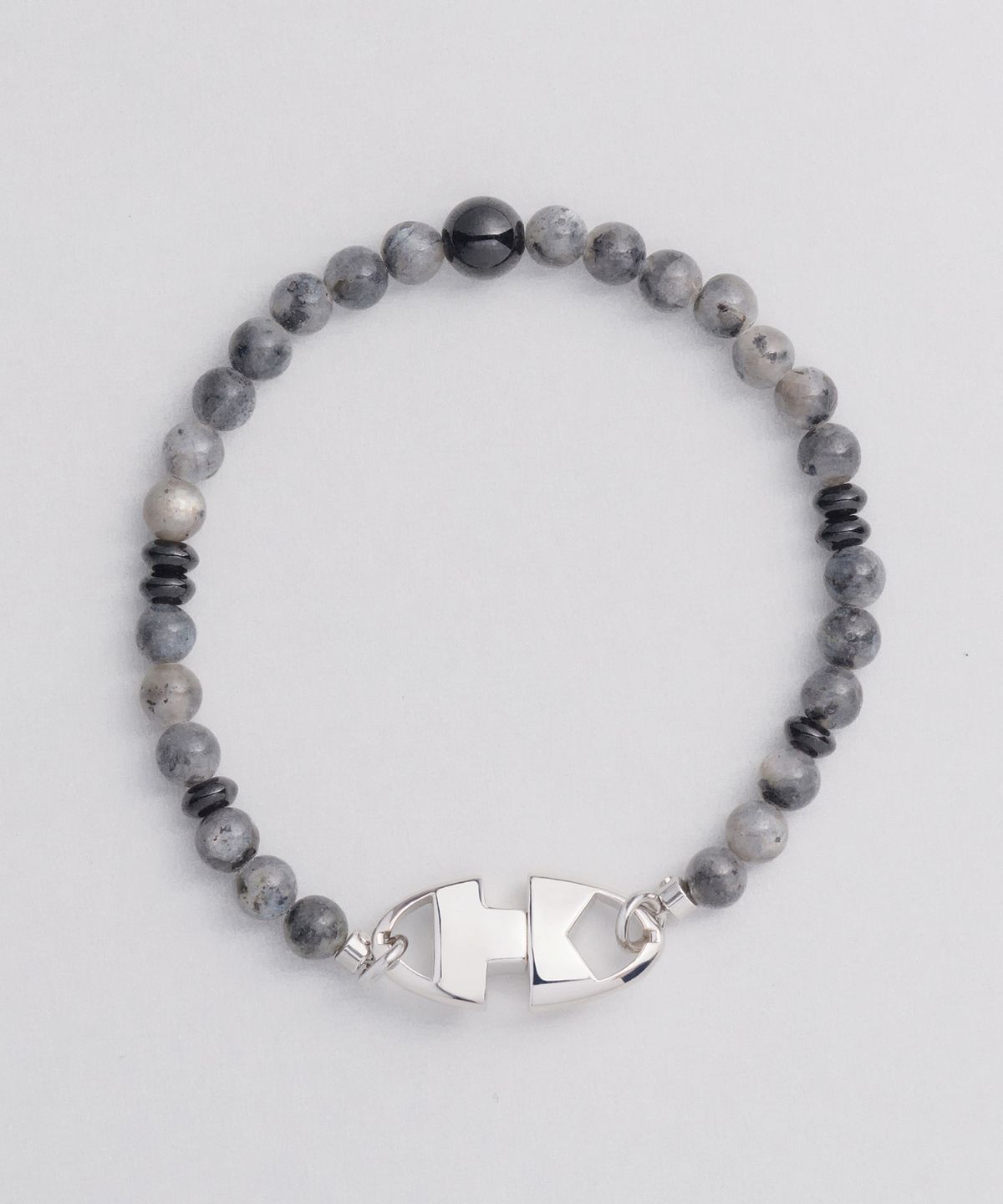 카인드오브(KINDOF) 엠블럼락 비드 팔찌_그레이 Emblem Lock Beads Bracelet_gray