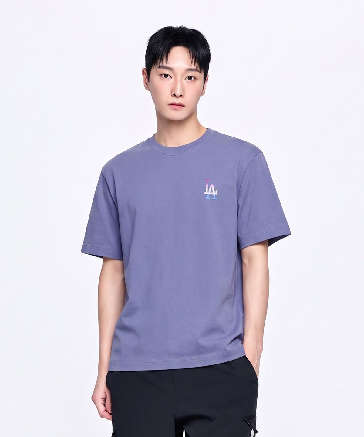 엠엘비(MLB) 모노그램 그라데이션 빅럭스 세미 오버핏 반팔 티셔츠 LA (L.Purple)