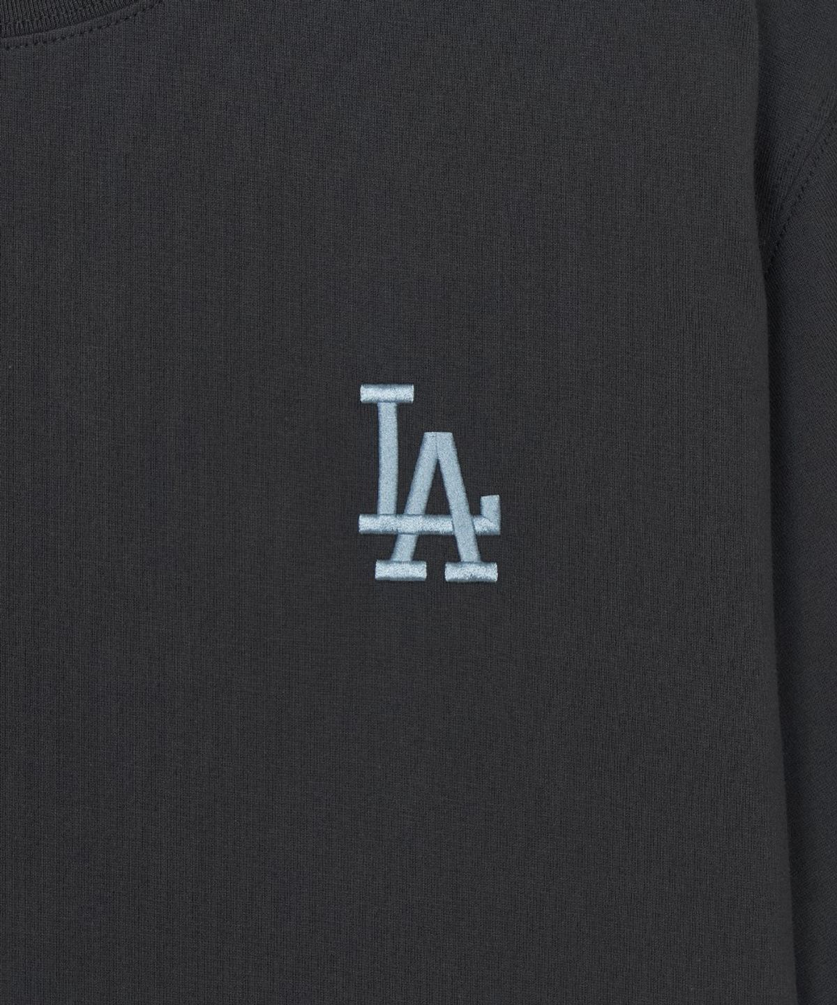 엠엘비(MLB) 모노그램 그라데이션 모노티브 세미 오버핏 반팔 티셔츠 LA (D.Charcoal Grey)