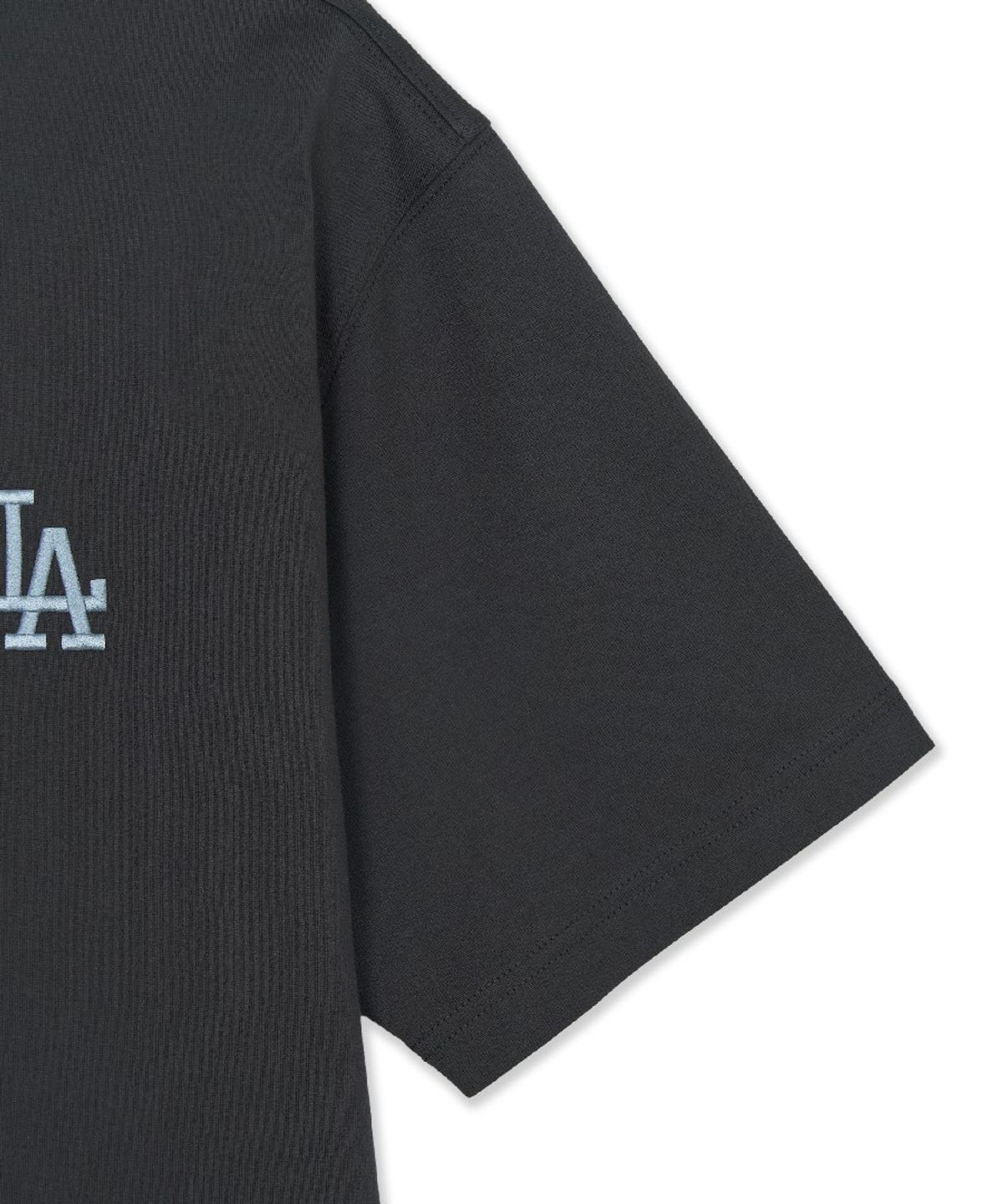 엠엘비(MLB) 모노그램 그라데이션 모노티브 세미 오버핏 반팔 티셔츠 LA (D.Charcoal Grey)