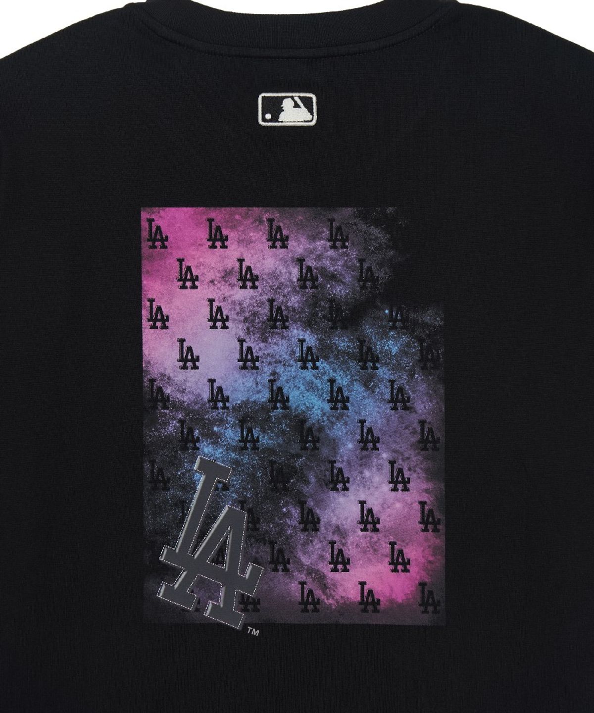 엠엘비(MLB) 모노그램 그라데이션 모노티브 세미 오버핏 반팔 티셔츠 LA (Black)