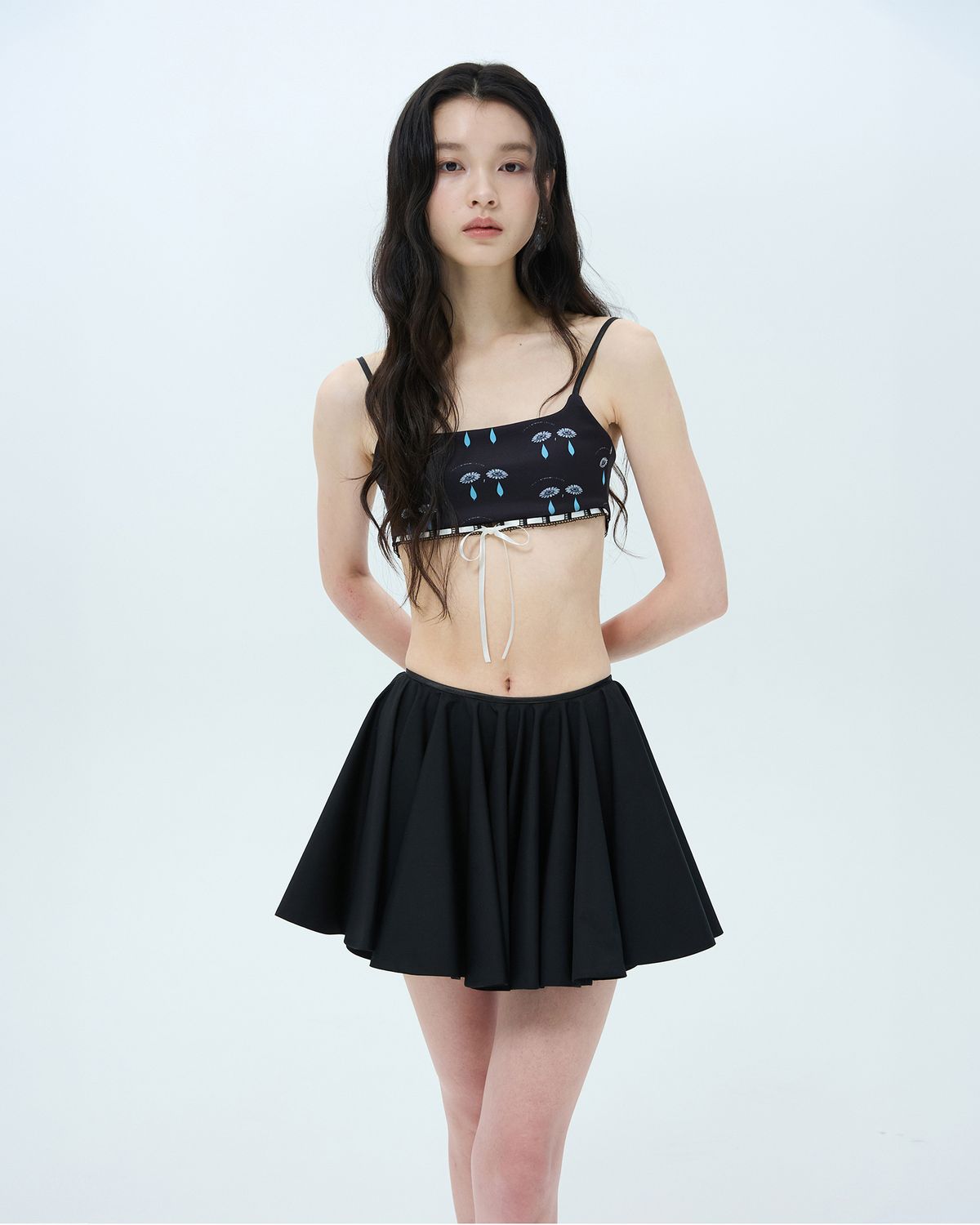 러뷰이(LOVUEE) 멀티서클 스커트 블랙