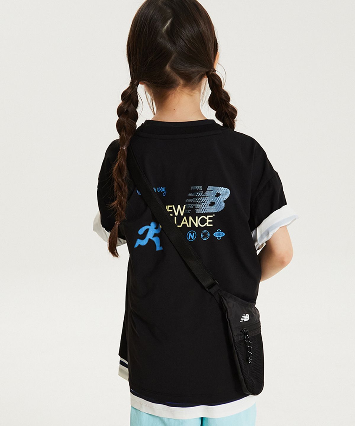 뉴발란스 키즈(NEWBALANCEKIDS) 그래픽 반팔 티셔츠 NK9EG3805U19