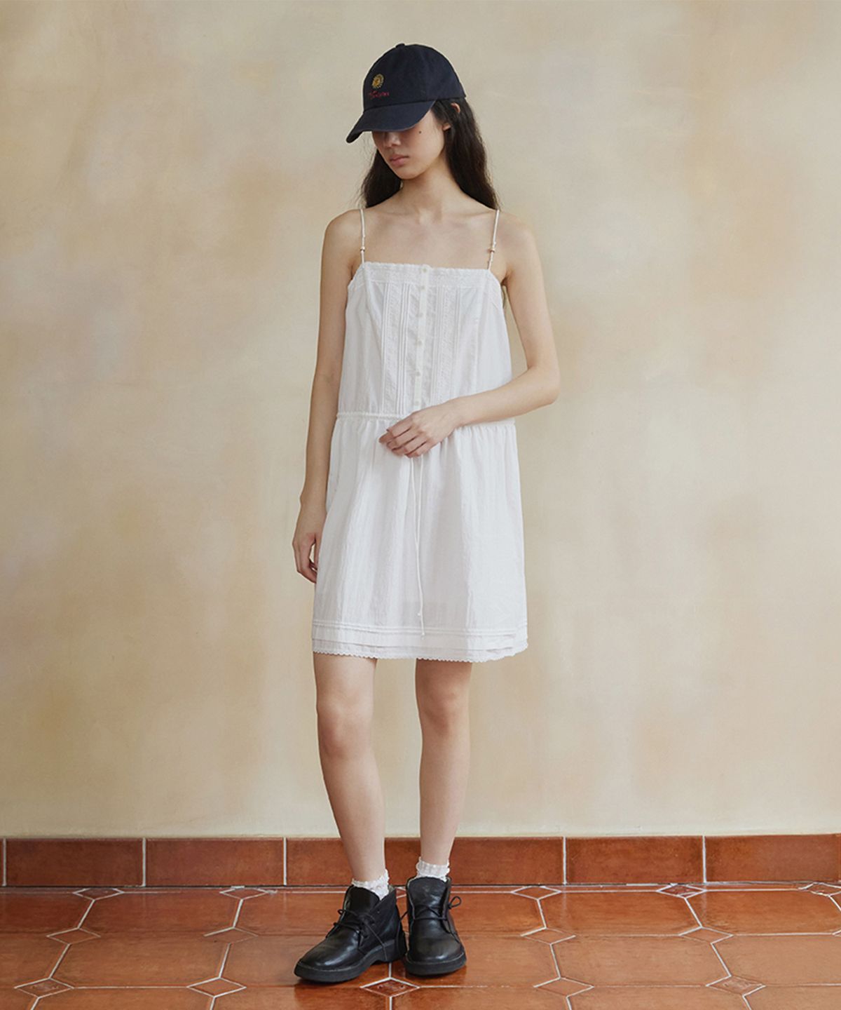 모노크롬(MONOCHROME) [online exclusive] freya one-piece (white)