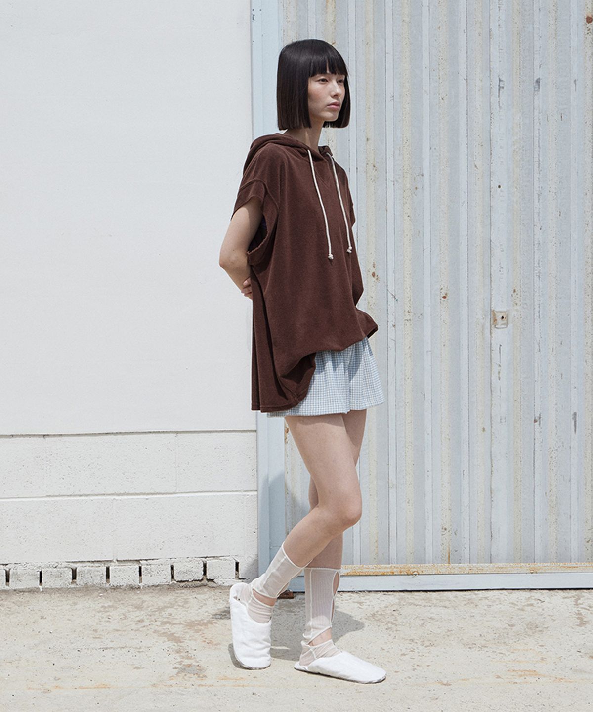 모노크롬(MONOCHROME) terry crop top (brown)
