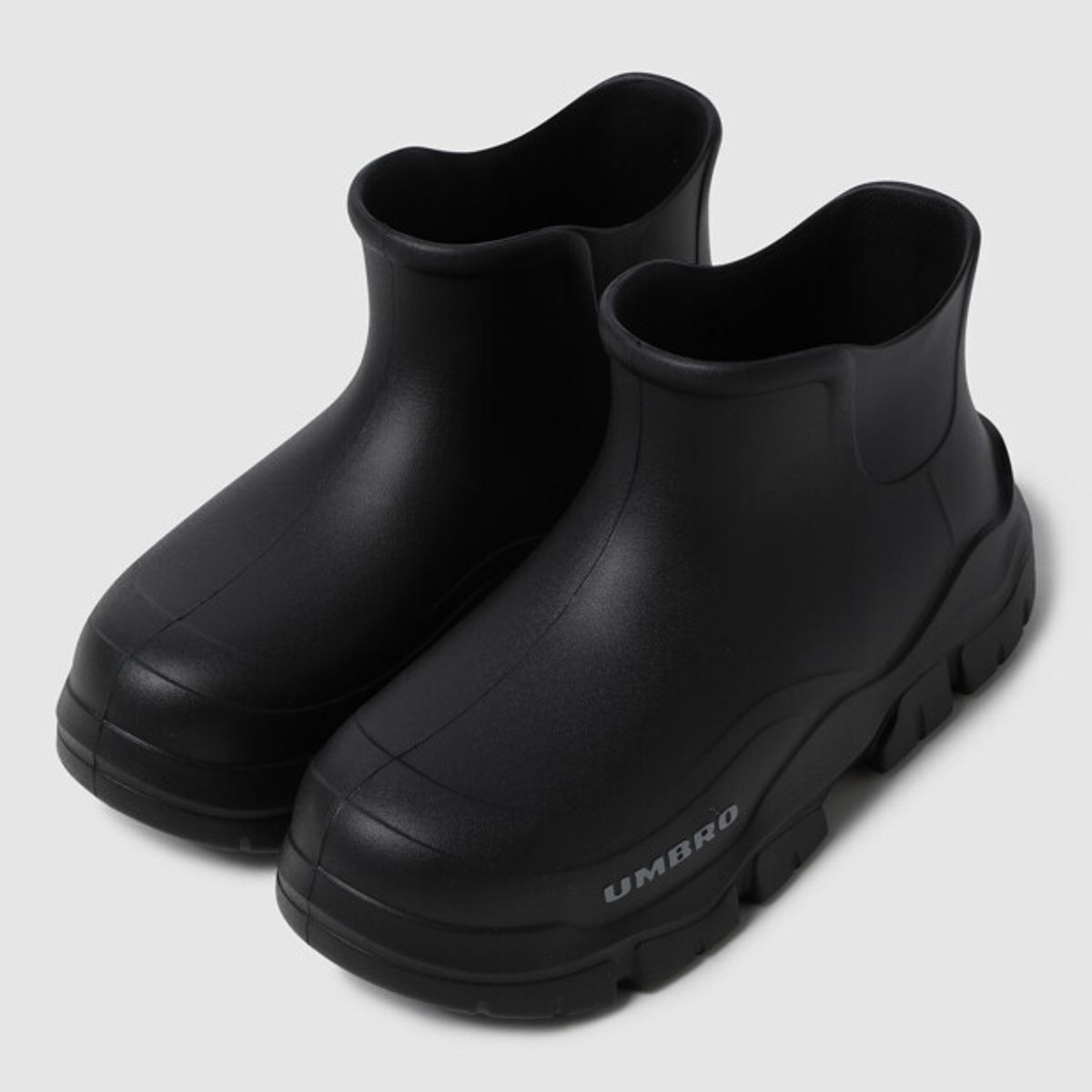 엄브로(UMBRO) TOPI BOOTS (토피 부츠) 블랙 UR223ETP61