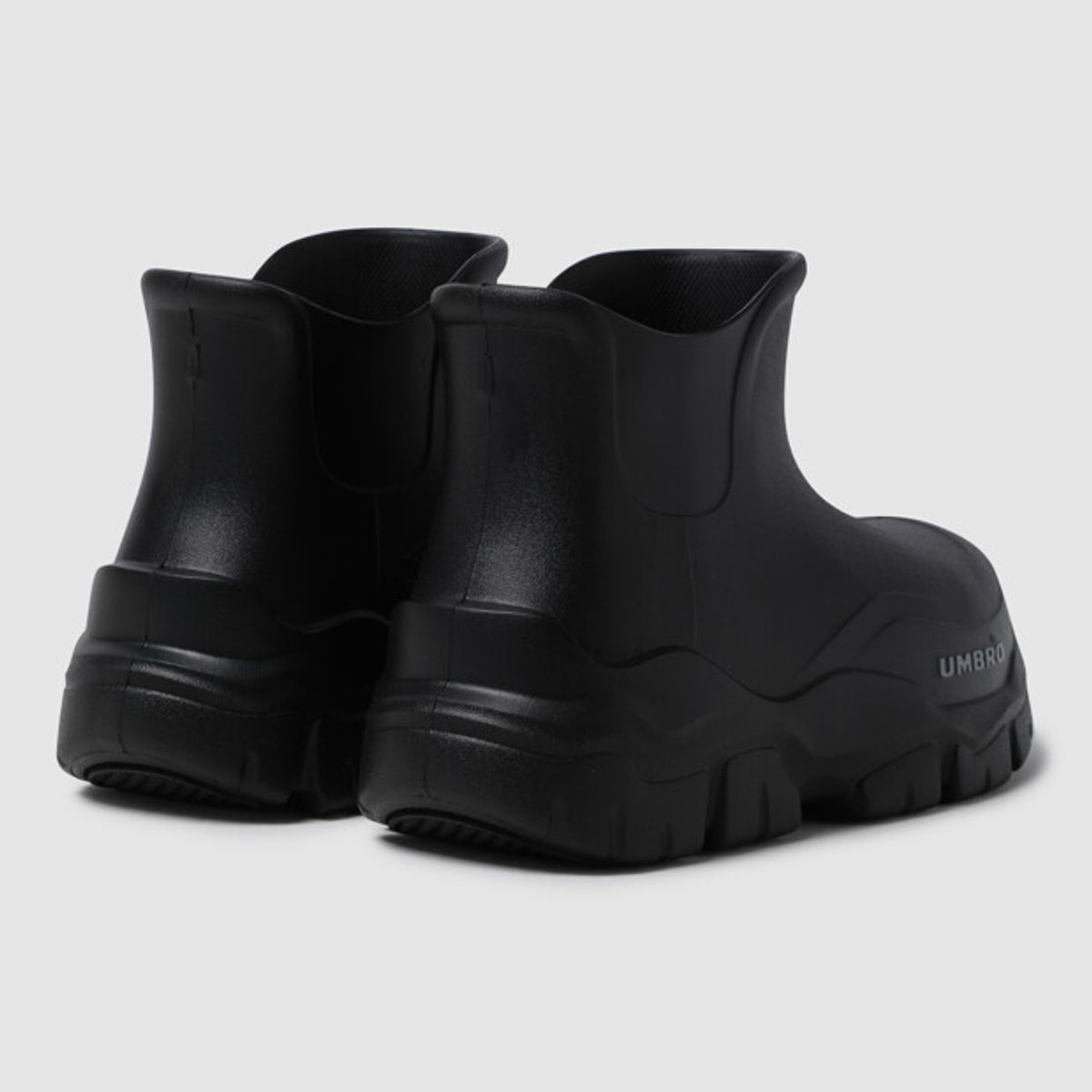 엄브로(UMBRO) TOPI BOOTS (토피 부츠) 블랙 UR223ETP61