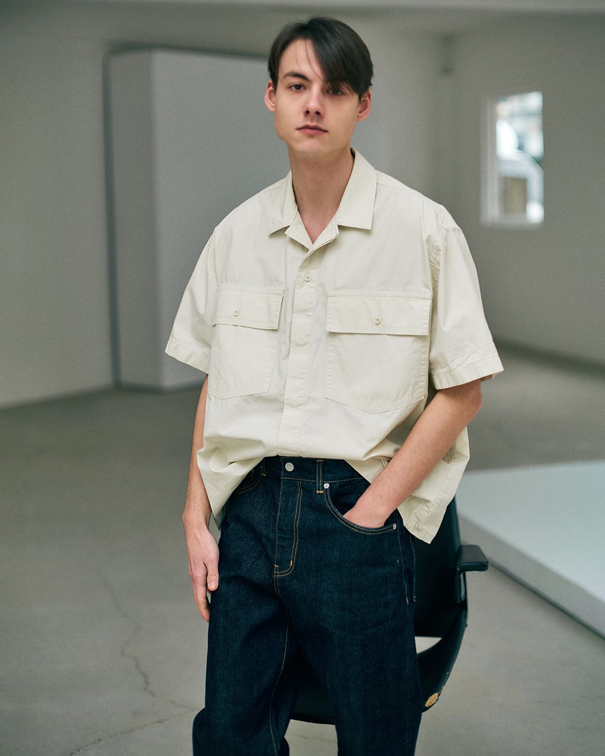 너버스(NERVOUS) SHORT SLEEVES SHIRT  _  beige