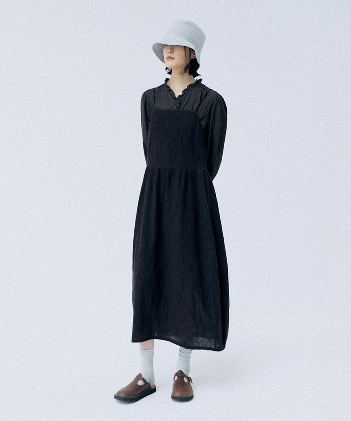 모노크롬(MONOCHROME) momen knit one-piece (brown)