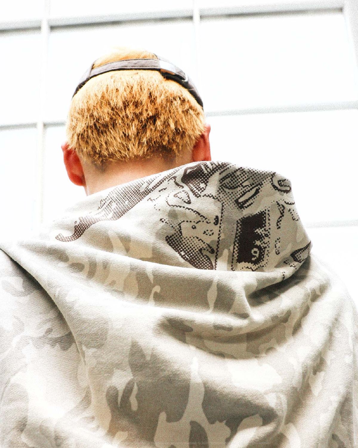999휴머니티(999HUMANITY) 9un 9un 9un HOODED ZIP UP (CAMO BEIGE)