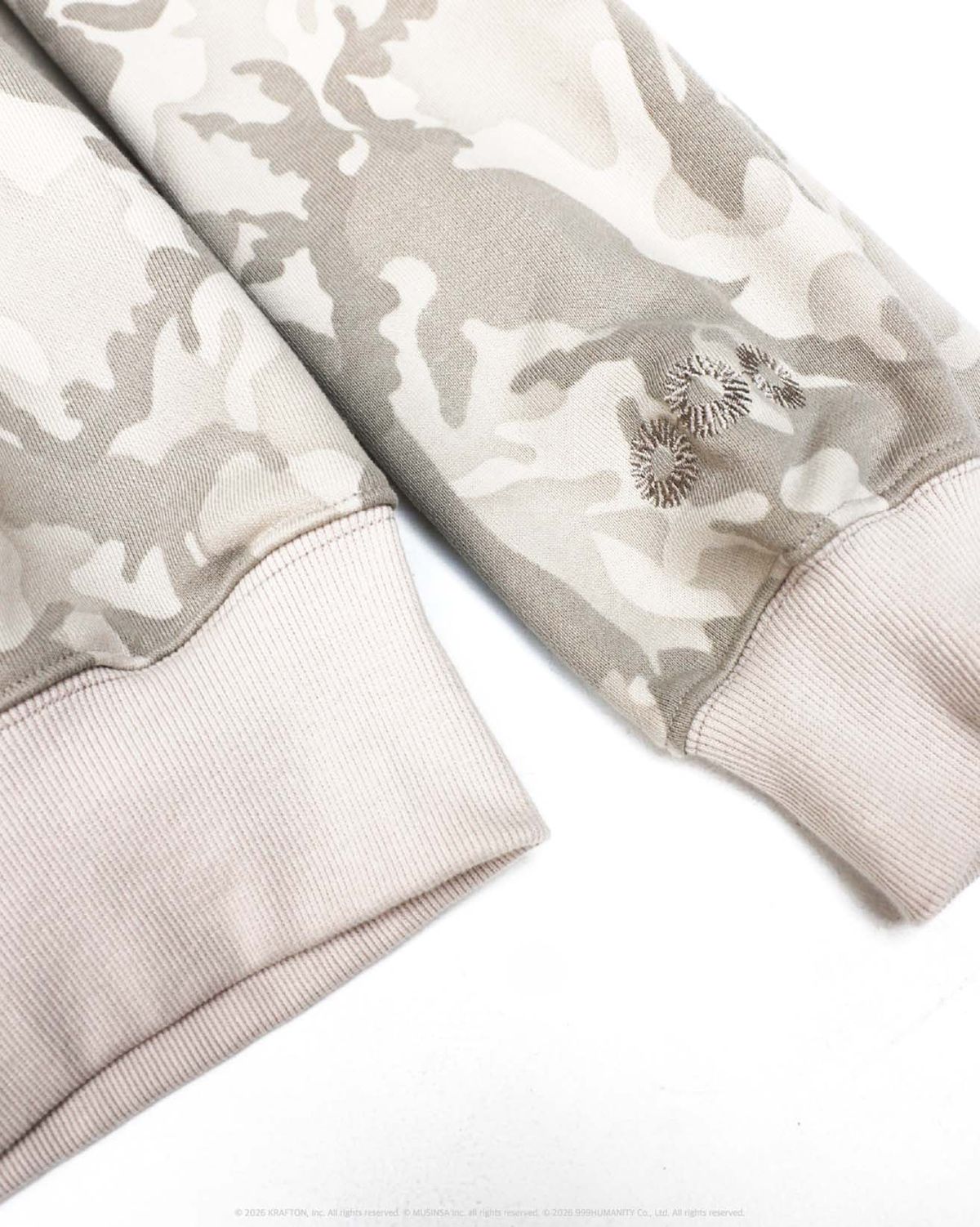 999휴머니티(999HUMANITY) 9un 9un 9un HOODED ZIP UP (CAMO BEIGE)
