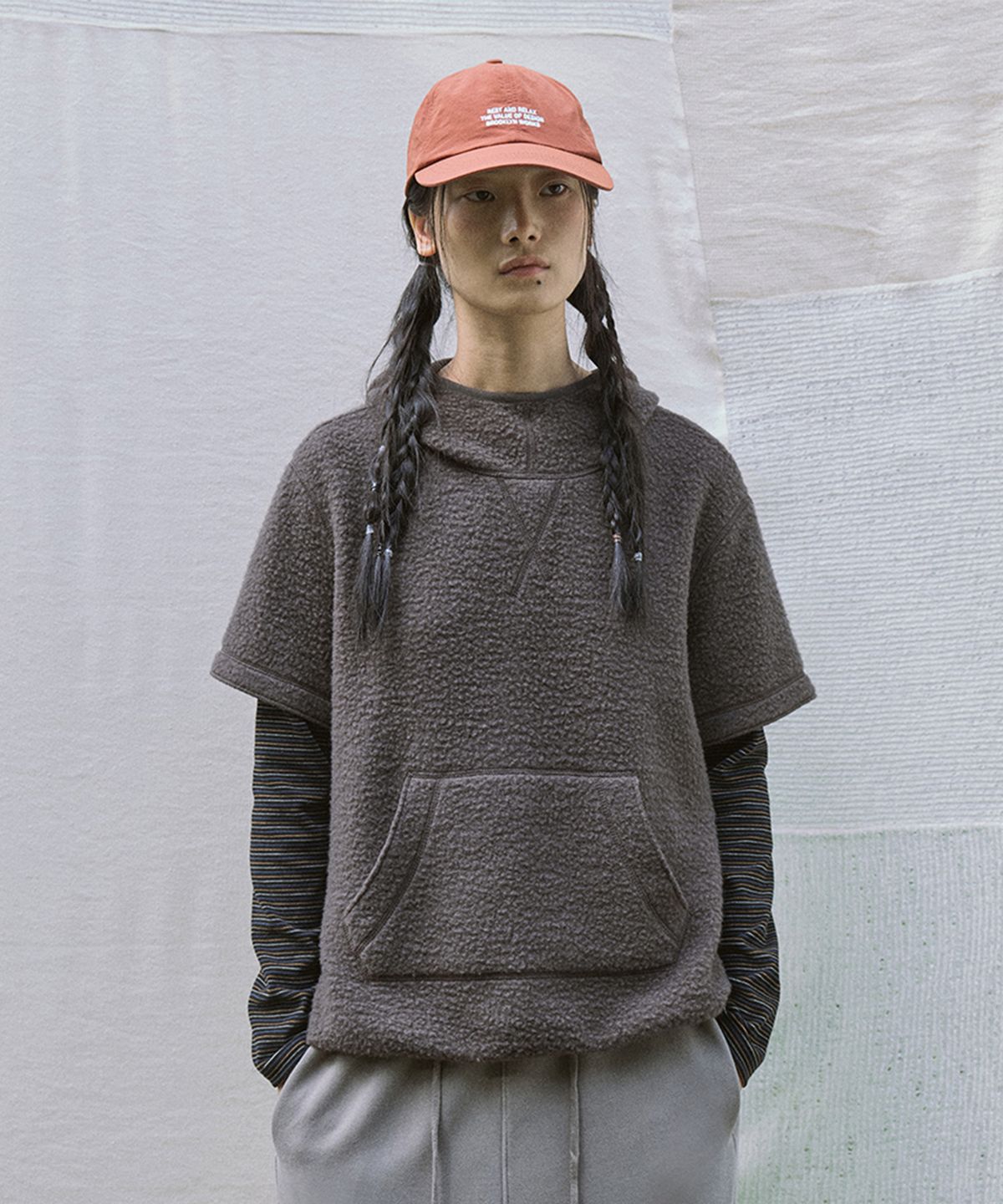 모노크롬(MONOCHROME) ninja hooded t-shirt (charcoal)
