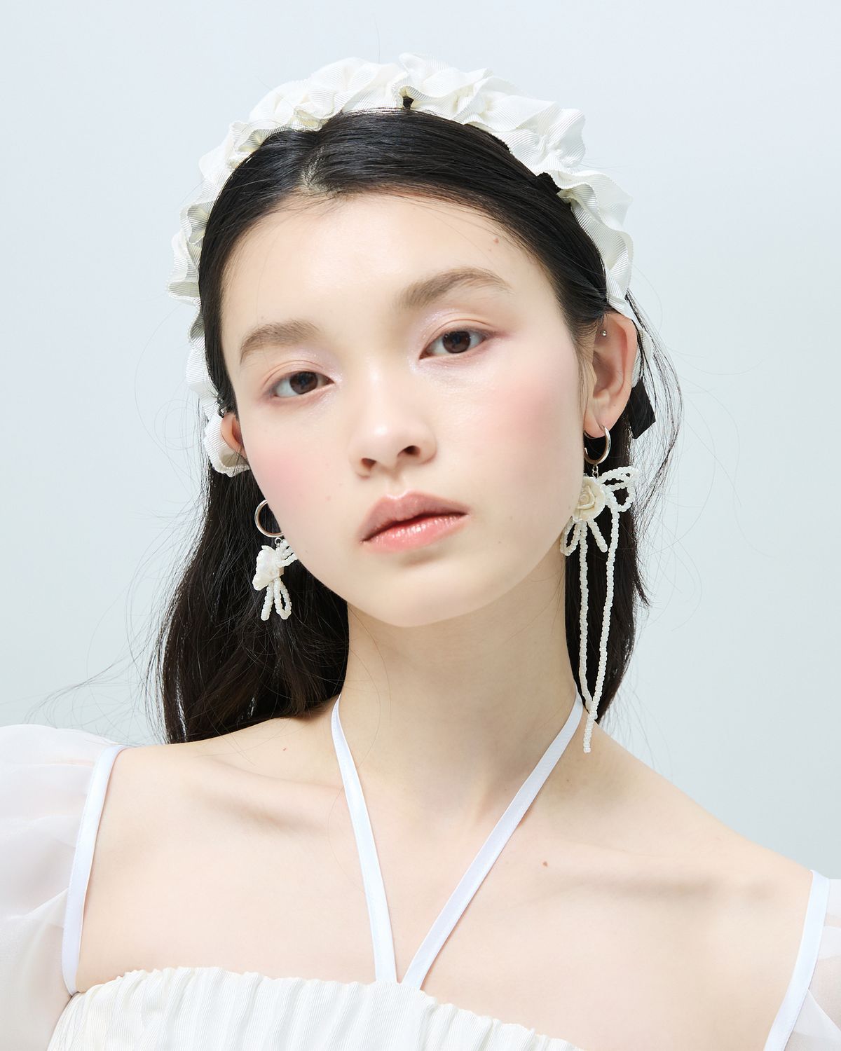 러뷰이(LOVUEE) 헤일로 리본 헤어밴드 화이트