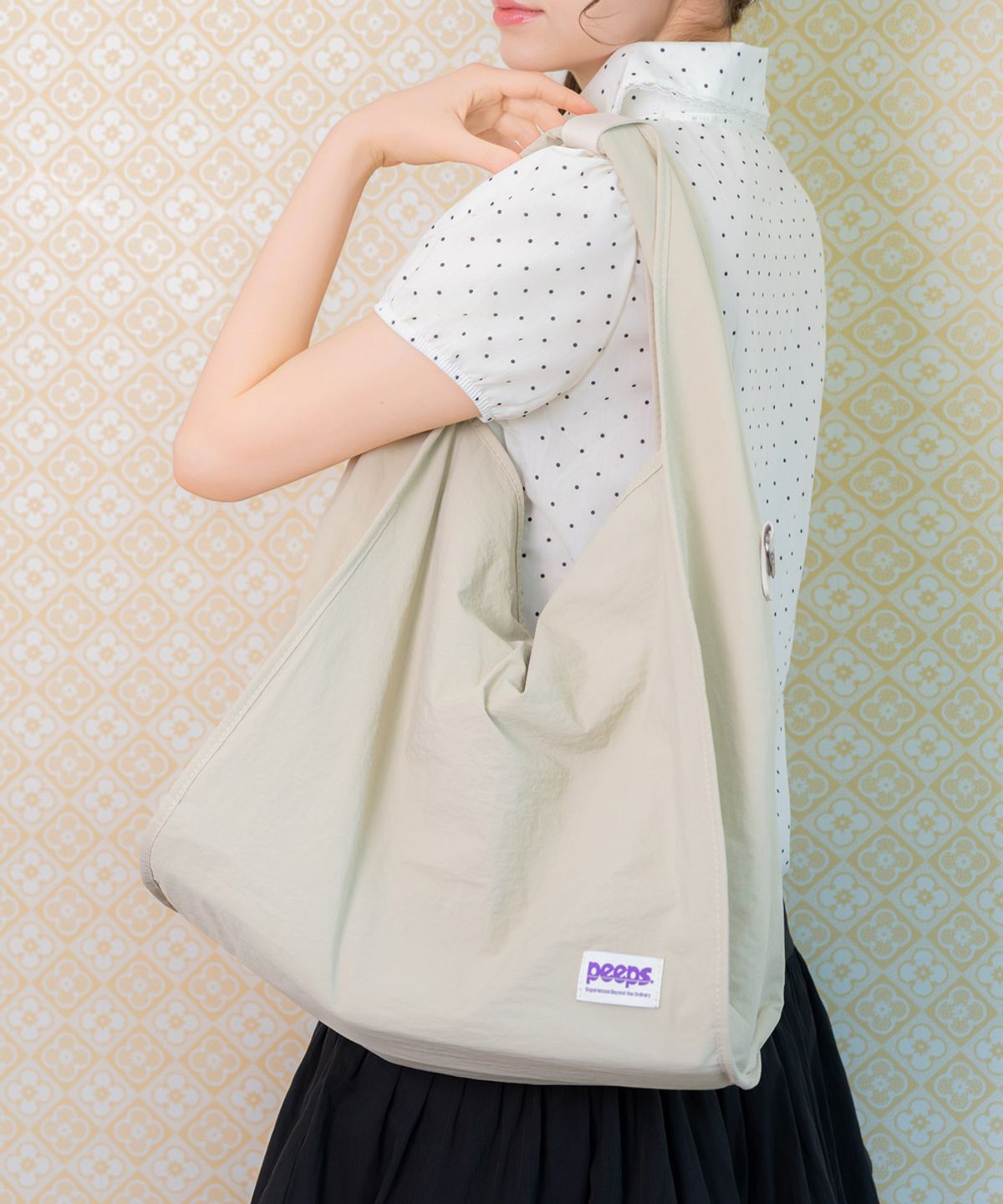 핍스(PEEPS) Flow Bag (BEIGE) 나일론 숄더백