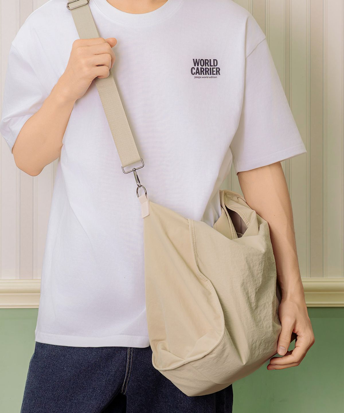 핍스(PEEPS) Flow Bag (BEIGE) 나일론 숄더백