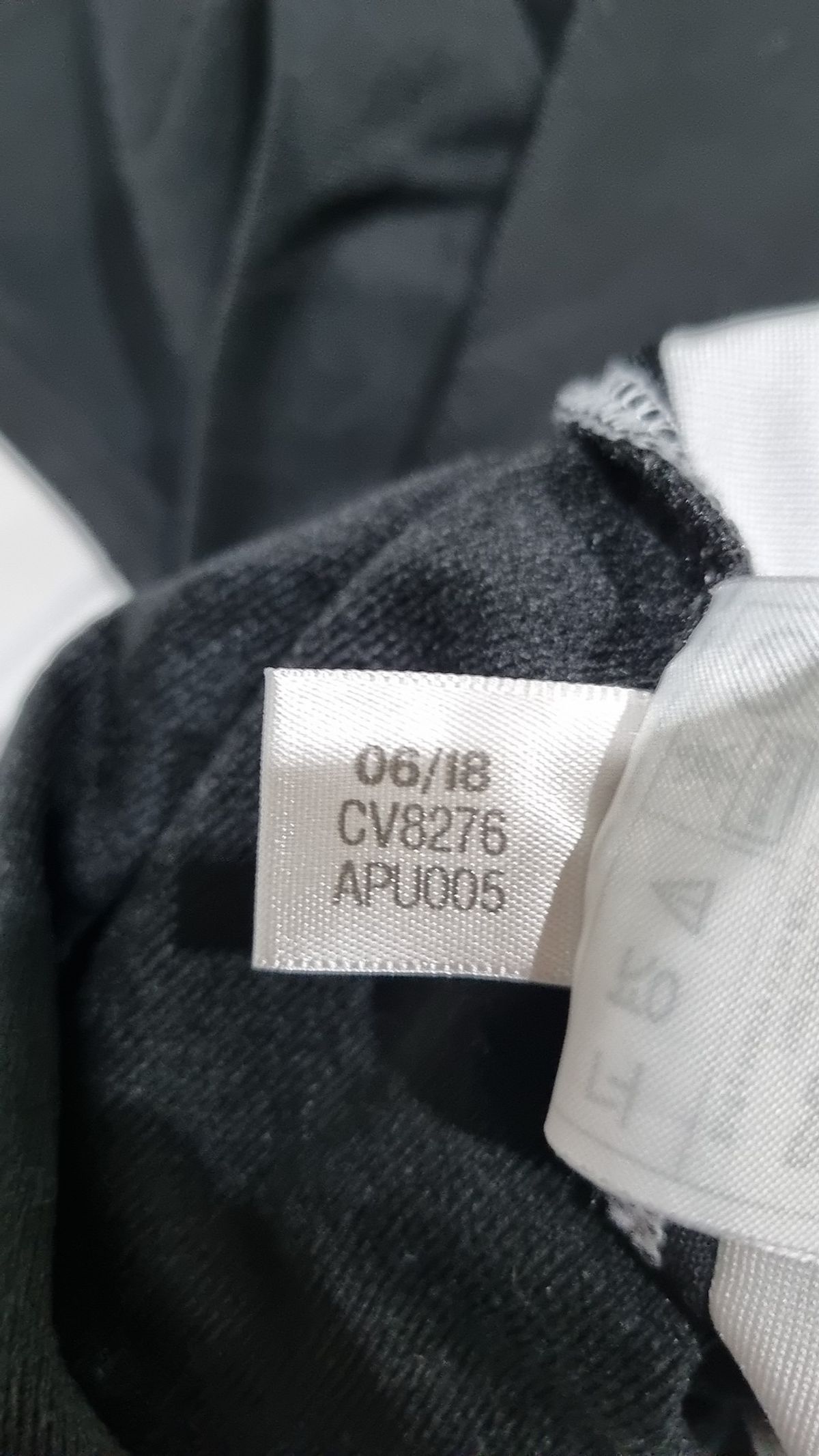 아디다스(ADIDAS) 아디브레이크 팬츠 - 블랙 / CV8276 XS