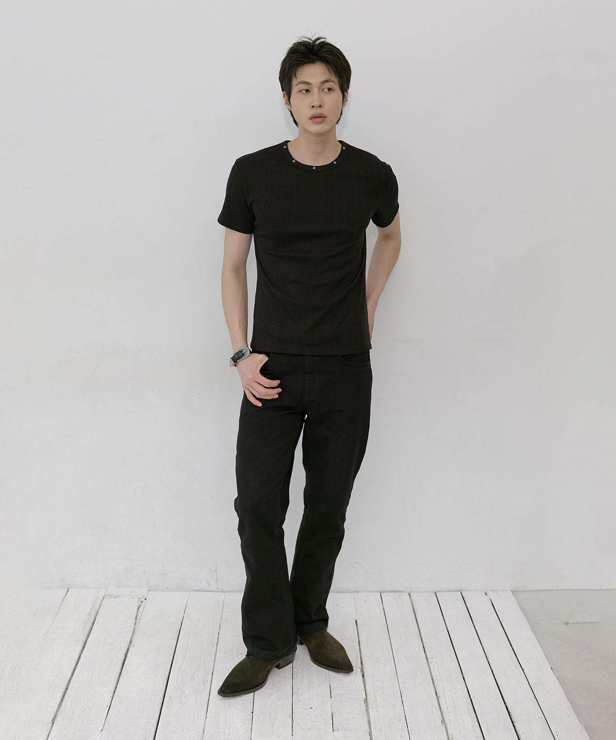 레킴(LEKIM) 스터드 립 티 (블랙)