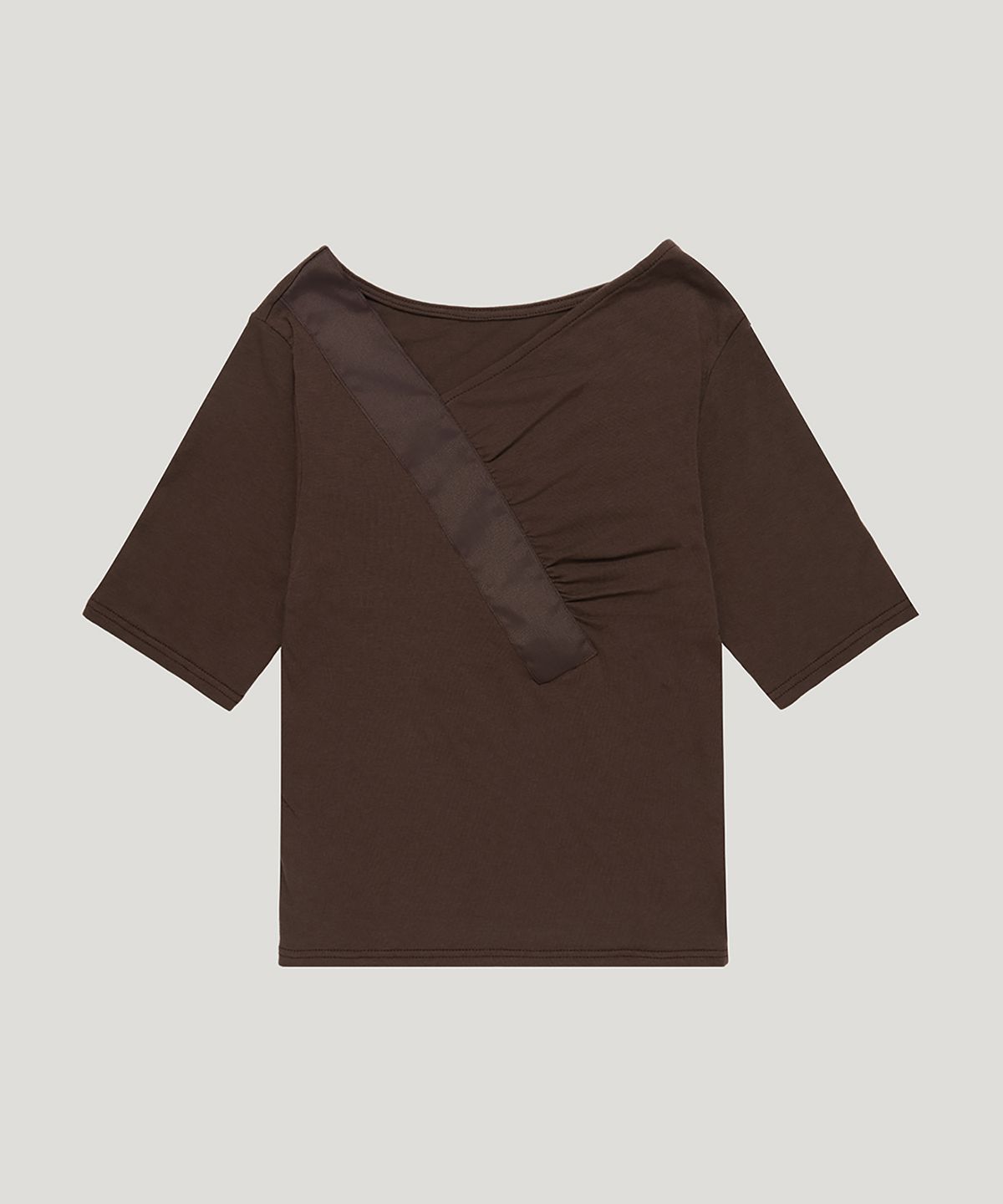 우네씬(UUNE SCENE) Shirring V-neck Top_Brown