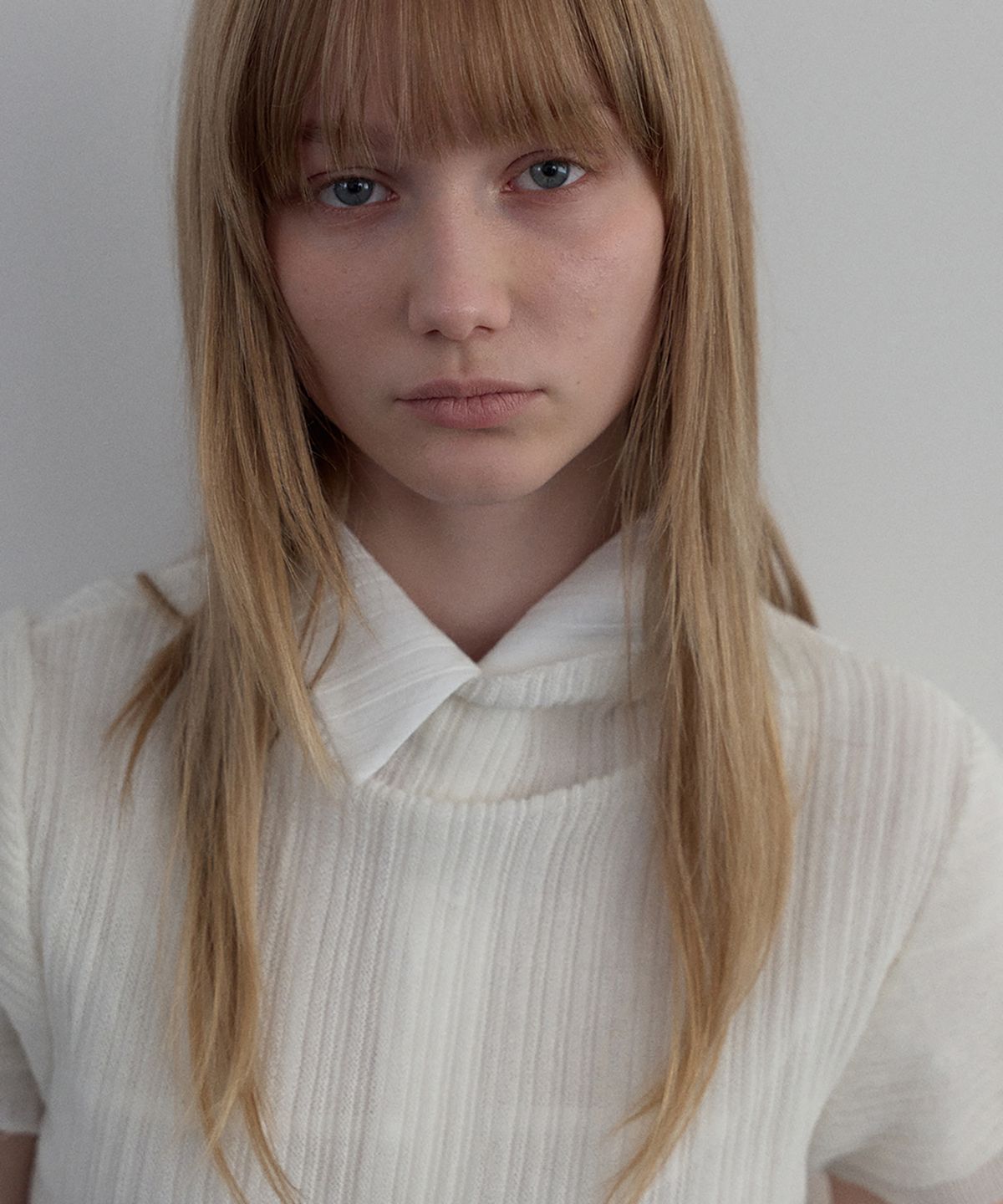우네씬(UUNE SCENE) Pleated Half-Neck Knit_Ivory