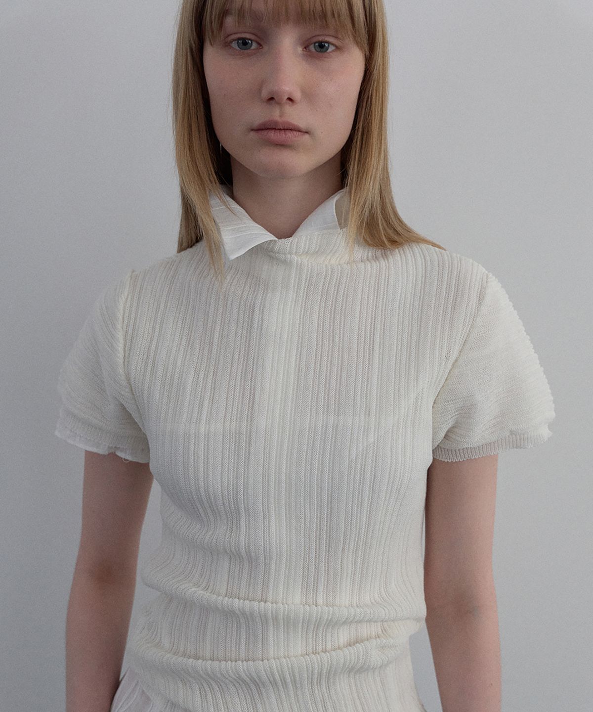 우네씬(UUNE SCENE) Pleated Half-Neck Knit_Ivory