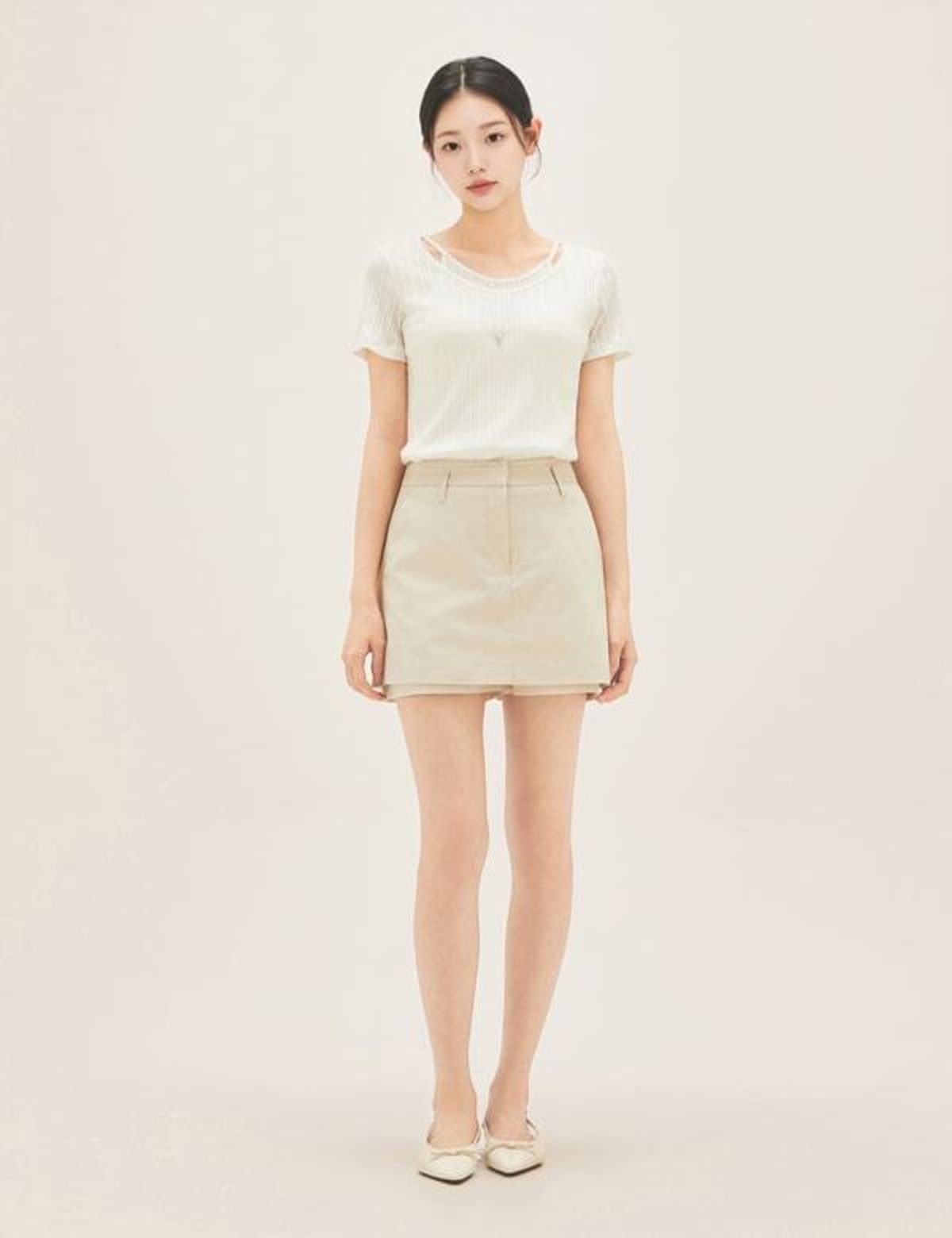로엠(ROEM) 레이어드 티셔츠 RMHWG37RT6