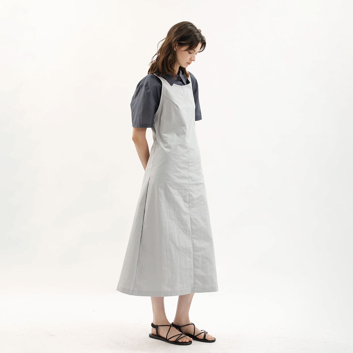웬스데이딜라잇(WEDNESDAY DELIGHT) WD_Minimal sleeveless flare dress_2color