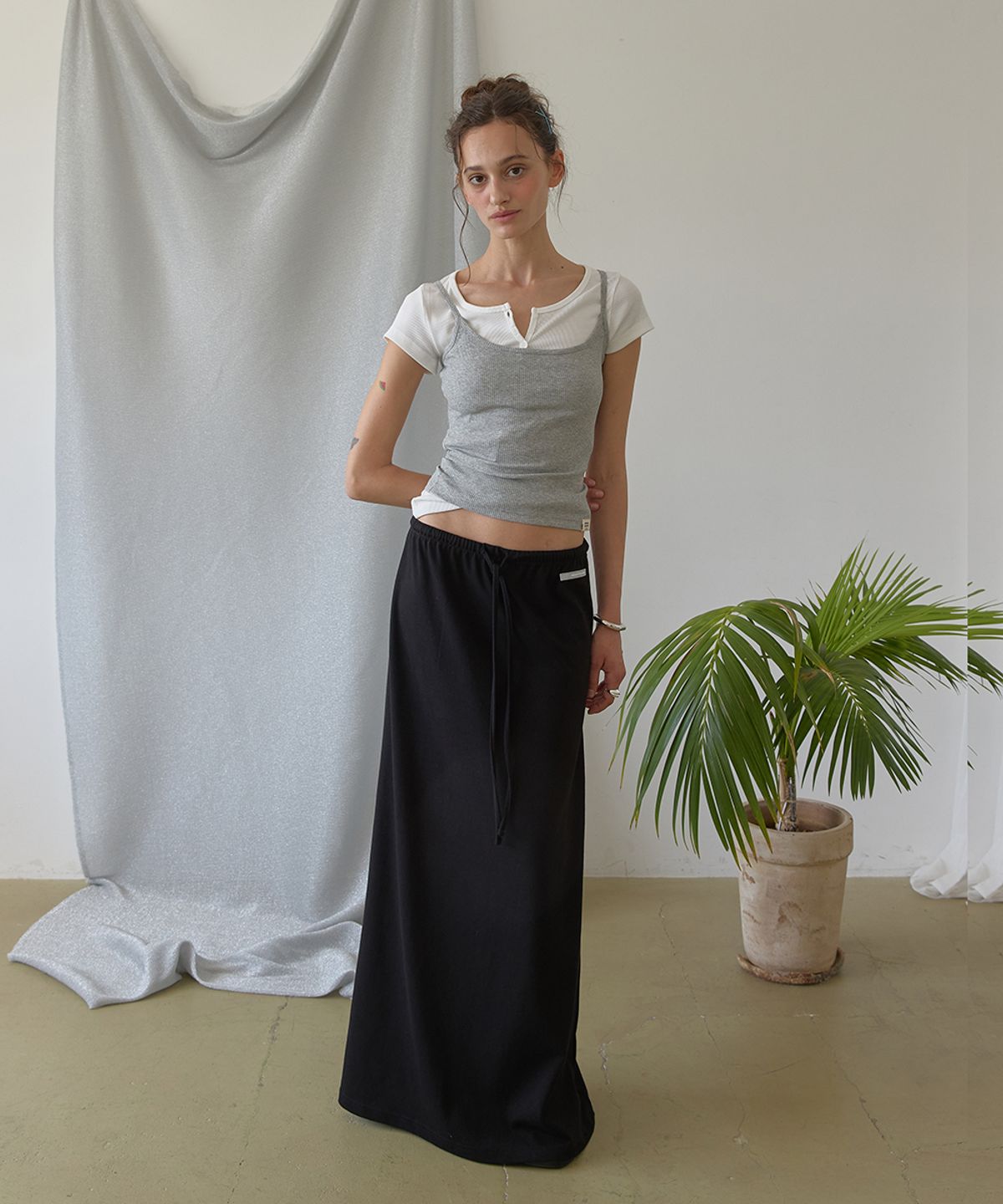 어패럴아카이브(APPAREL ARCHIVE) Softie maxi banding skirt - Black