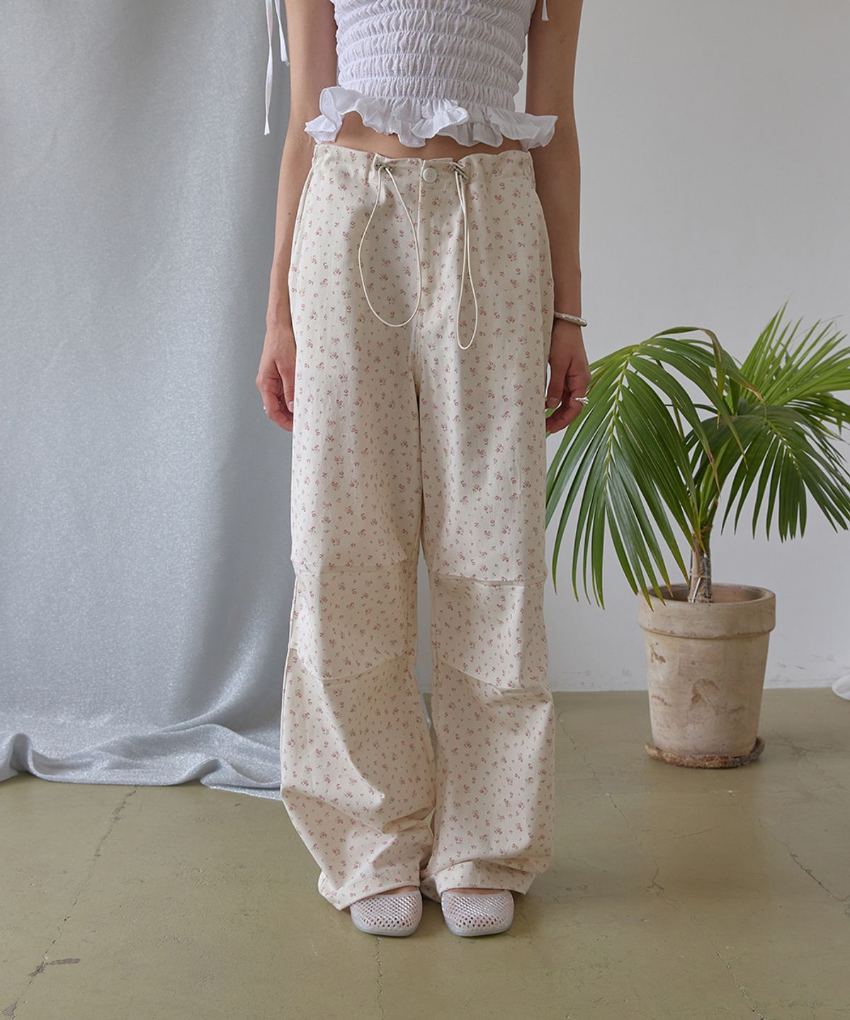 어패럴아카이브(APPAREL ARCHIVE) Muse floral string pants - Ivory