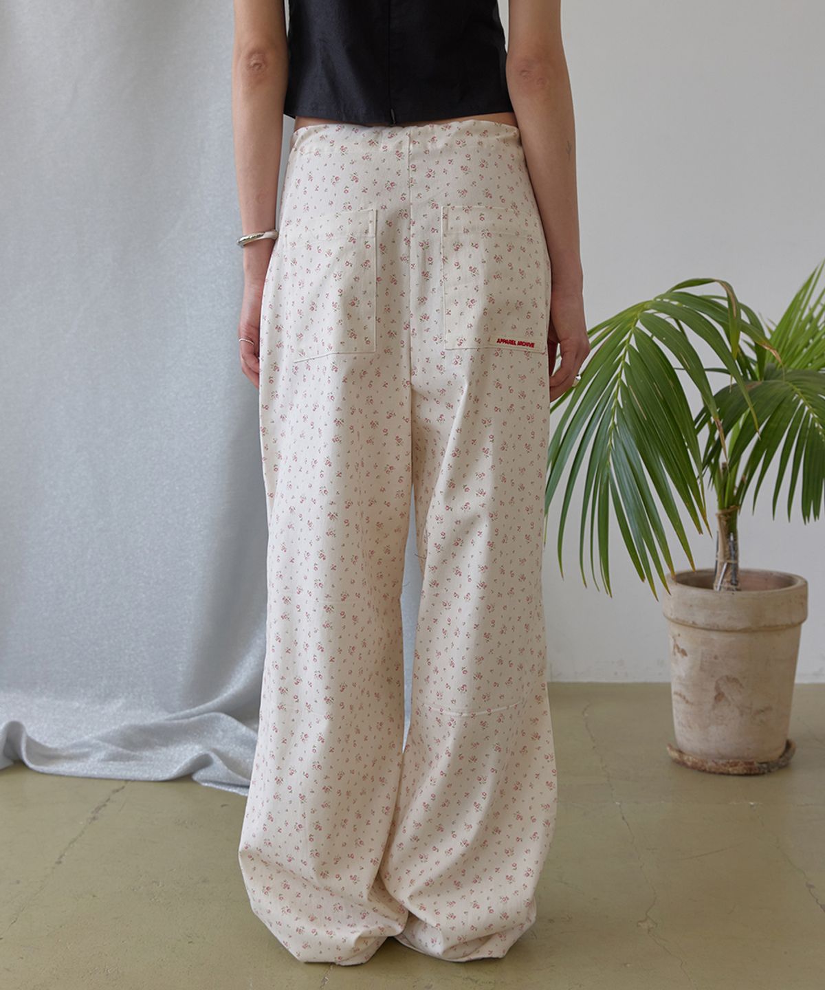 어패럴아카이브(APPAREL ARCHIVE) Muse floral string pants - Ivory