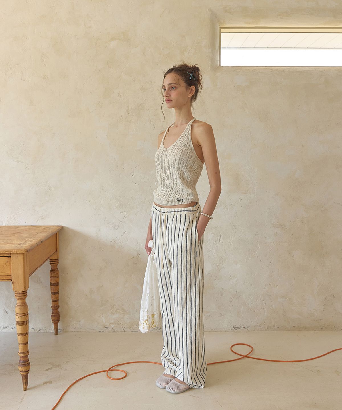 어패럴아카이브(APPAREL ARCHIVE) Slove stripe banding pants - Charcoal