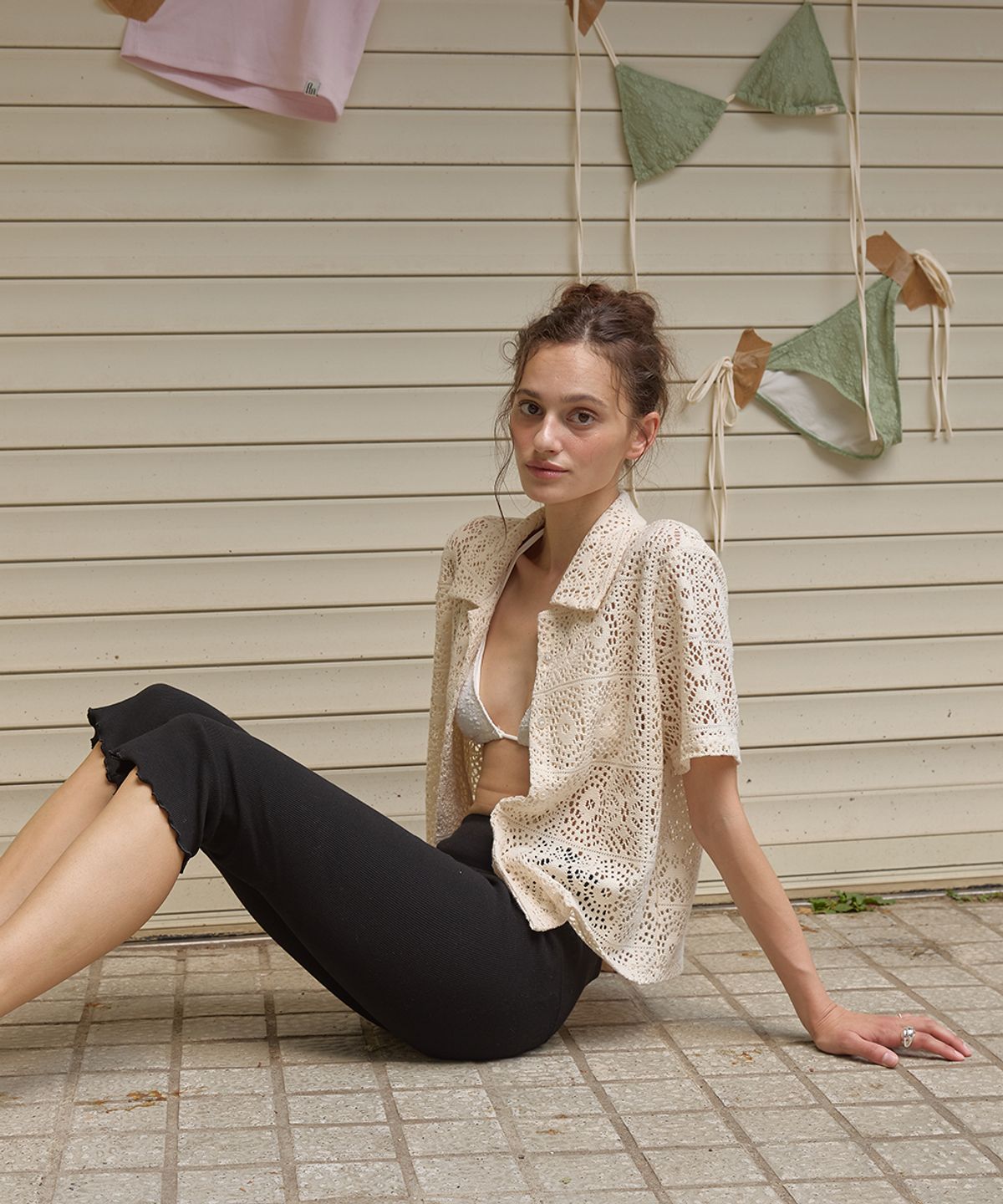어패럴아카이브(APPAREL ARCHIVE) Oat crochet half sleeve shirt - Beige