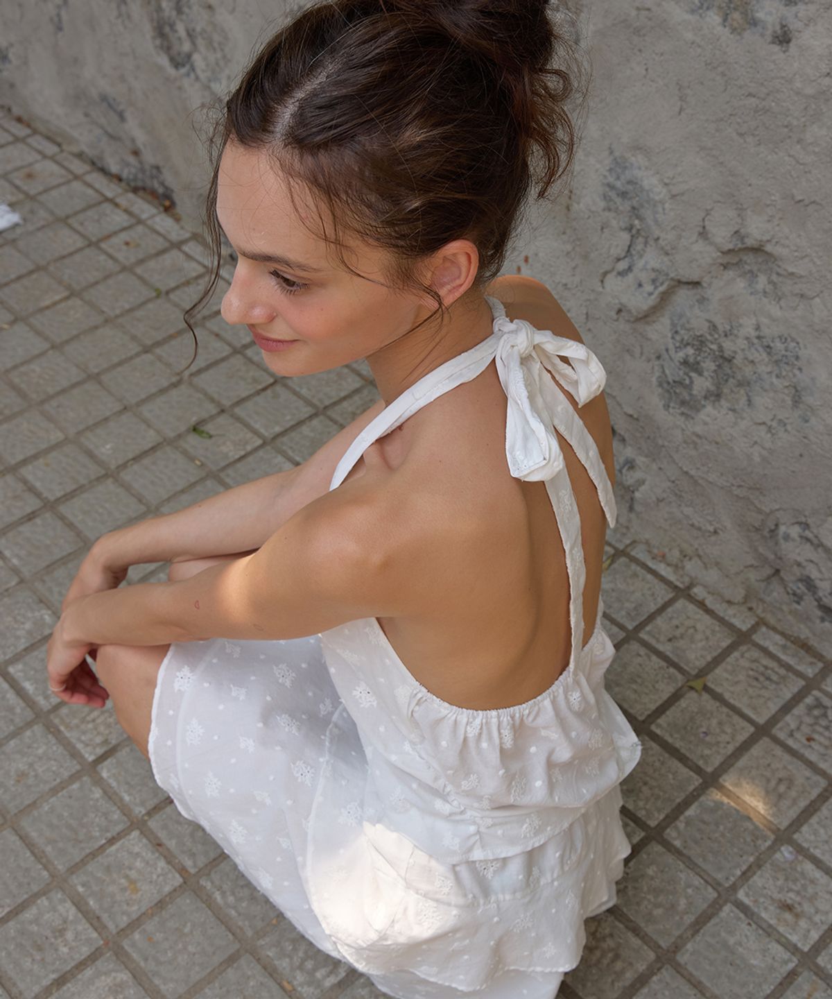 어패럴아카이브(APPAREL ARCHIVE) Bonbon floral halter blouse - Ivory