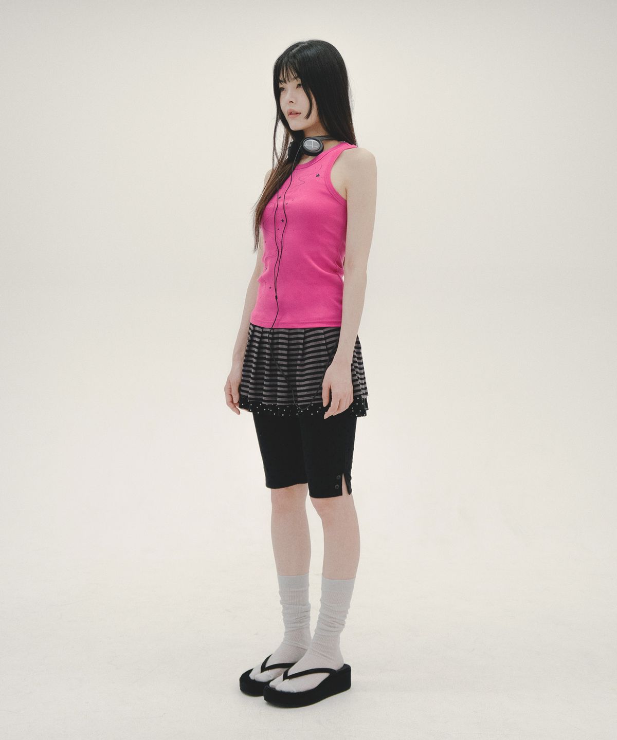 미헤브(MIHEV) [블루클로젯 X 미헤브] 후로킹 도트 카프리 팬츠 블랙