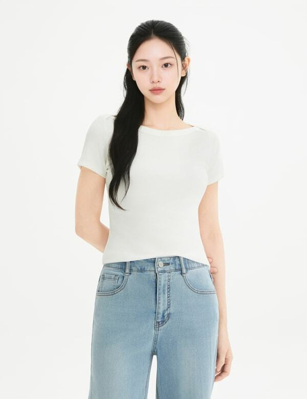 로엠(ROEM) 보트넥 반팔 티셔츠 RMHWG26RT7
