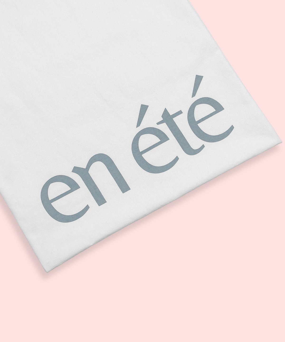 앙에떼(EN ÉTÉ) H013 (오프-화이트/윈터그레이 로고)_앙에떼 시즈널 화이트 라인