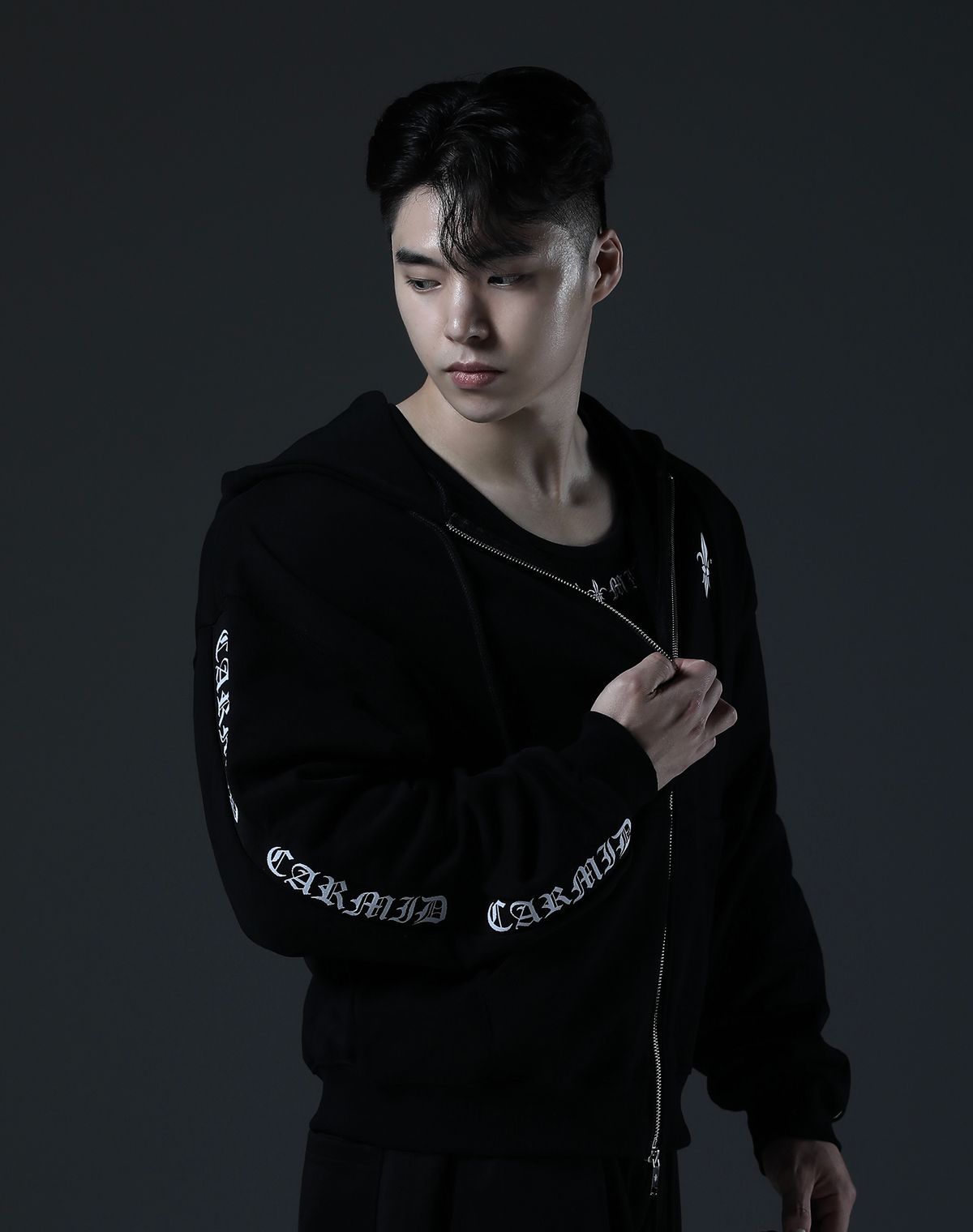 카미드(CARMID) 노블 밴드 후드집업 [블랙]