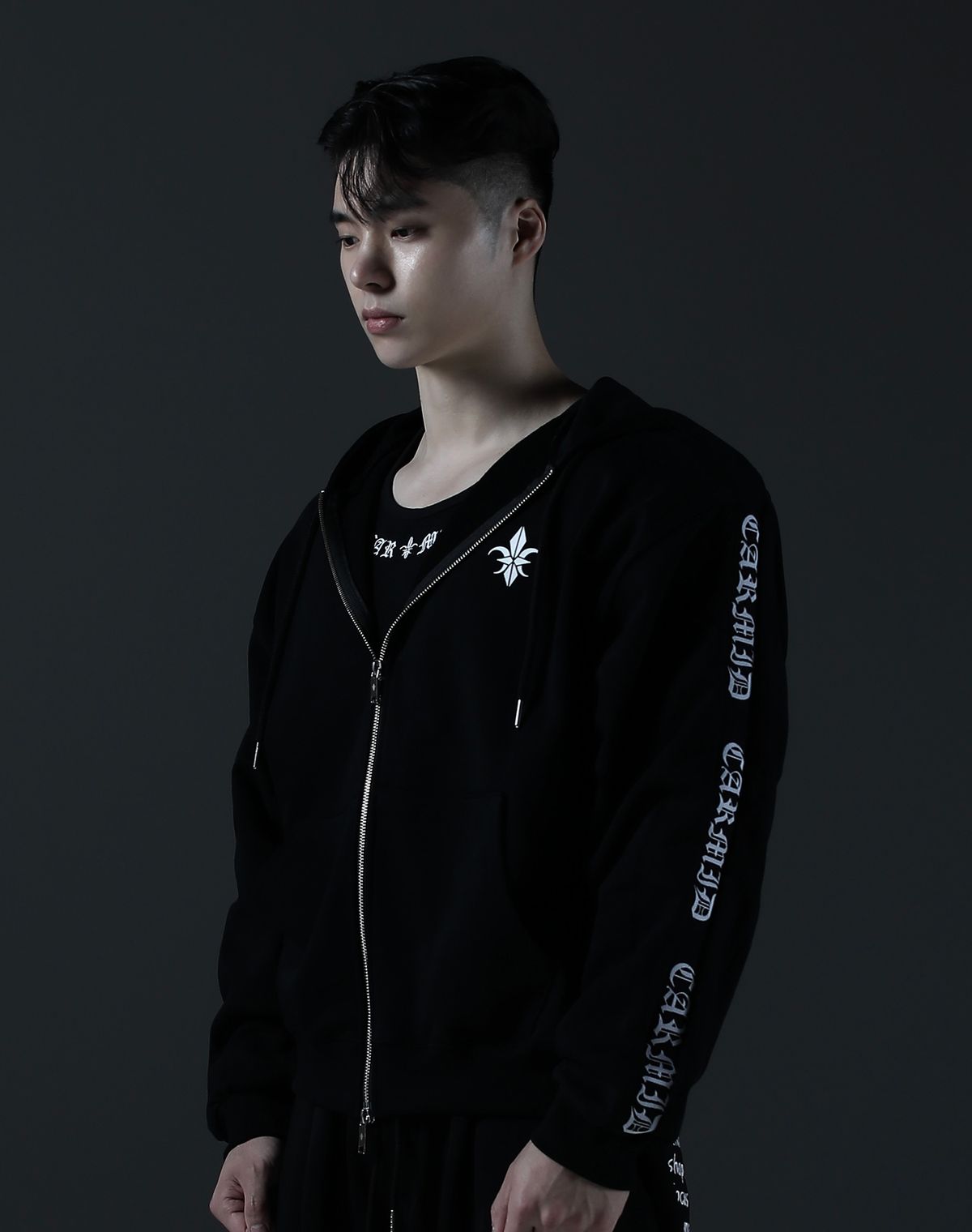 카미드(CARMID) 노블 밴드 후드집업 [블랙]
