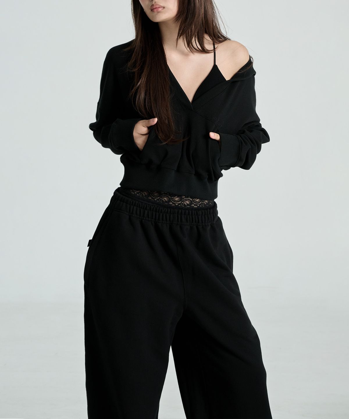 오도어(ODOR) Molly V-neck hoodie - Loose ver.