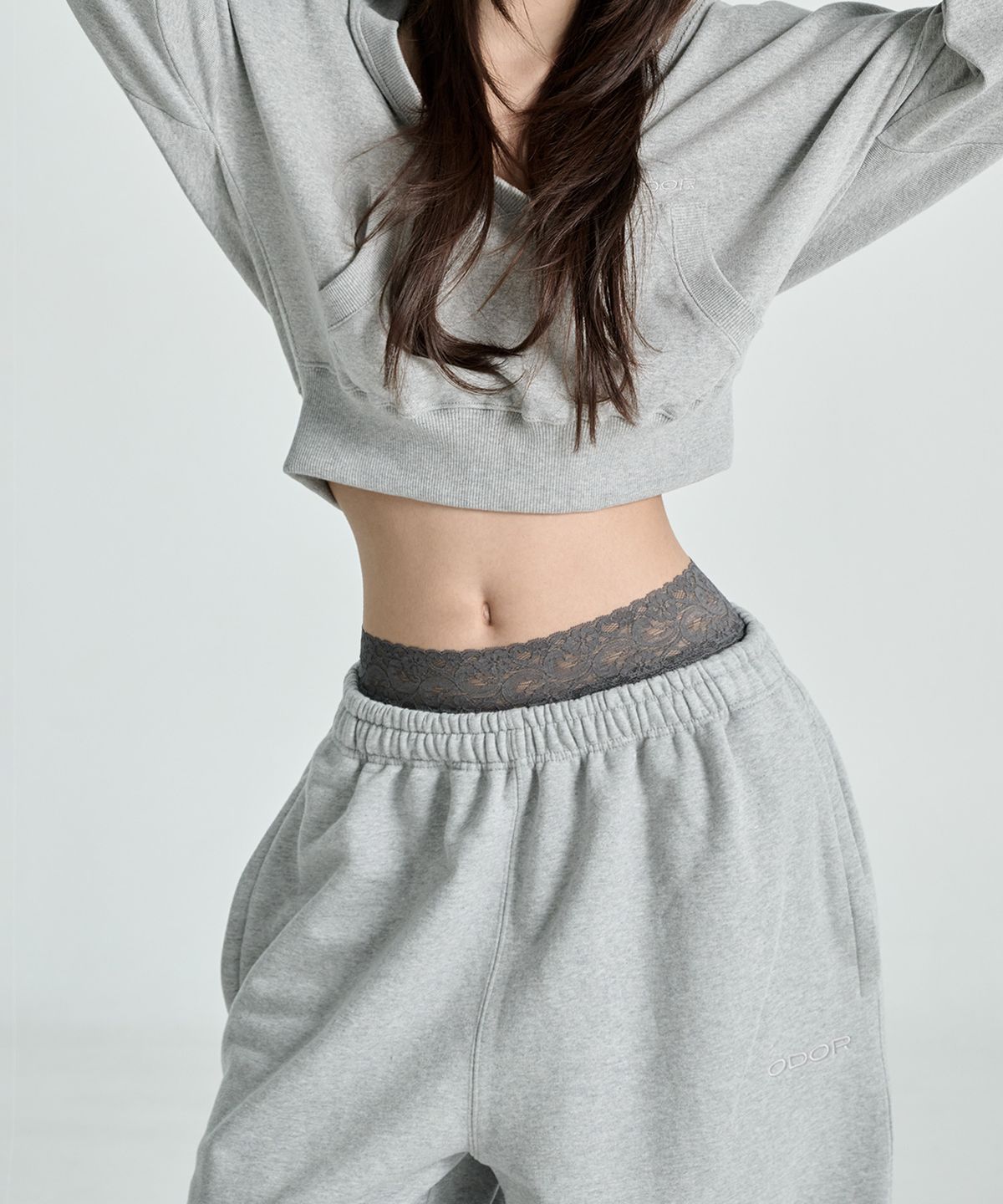 오도어(ODOR) Molly V-neck hoodie - Loose ver.