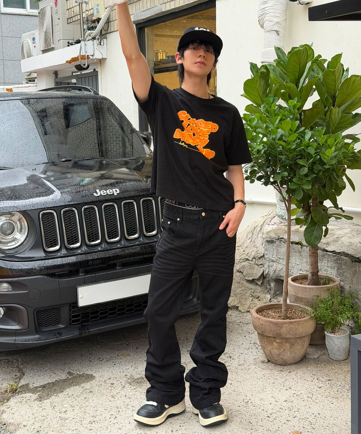 스켈리웩(SCALLYWAG) SLEB Crop T-shirt[Black]