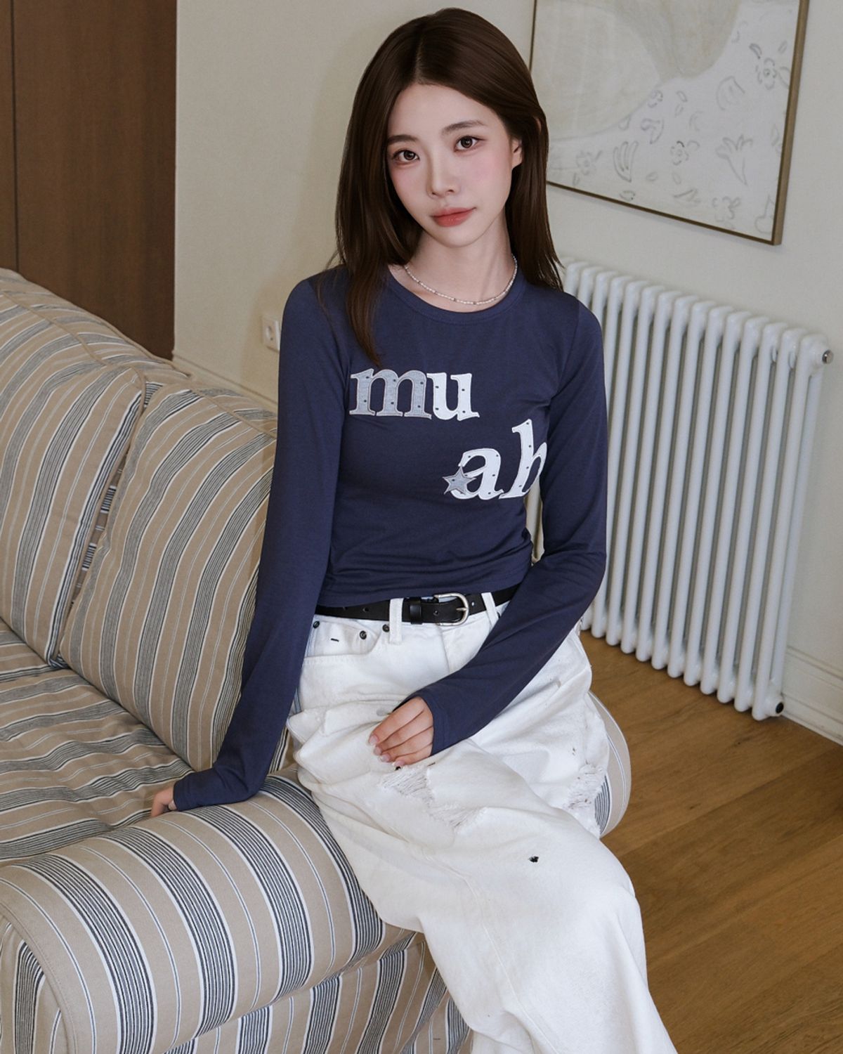무아무아(MUAHMUAH) 도트 스타 패치 긴팔 티셔츠 [네이비]