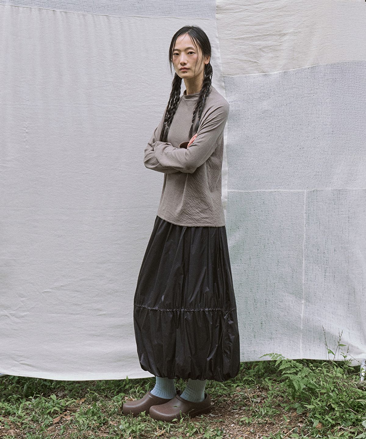 모노크롬(MONOCHROME) leggy skirt (black)