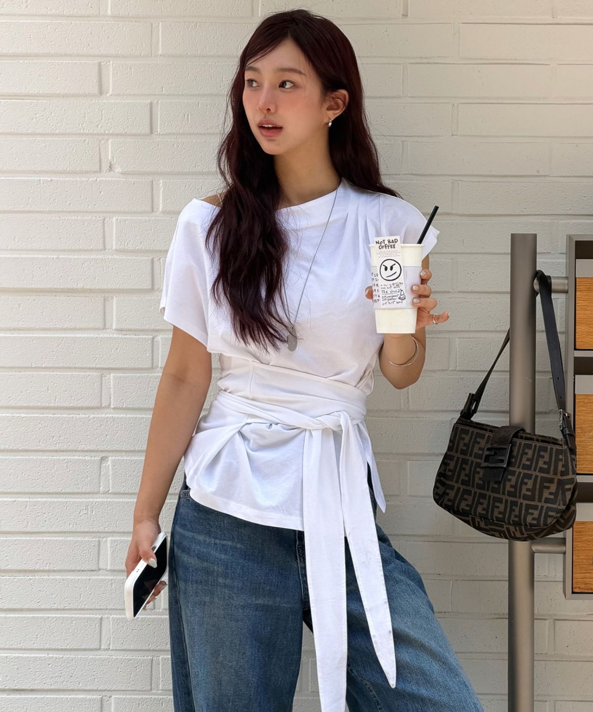 올리브 데 올리브(OLIVE DES OLIVE) 보트넥 셔링 노티드 져지 티셔츠 OW6ME6660