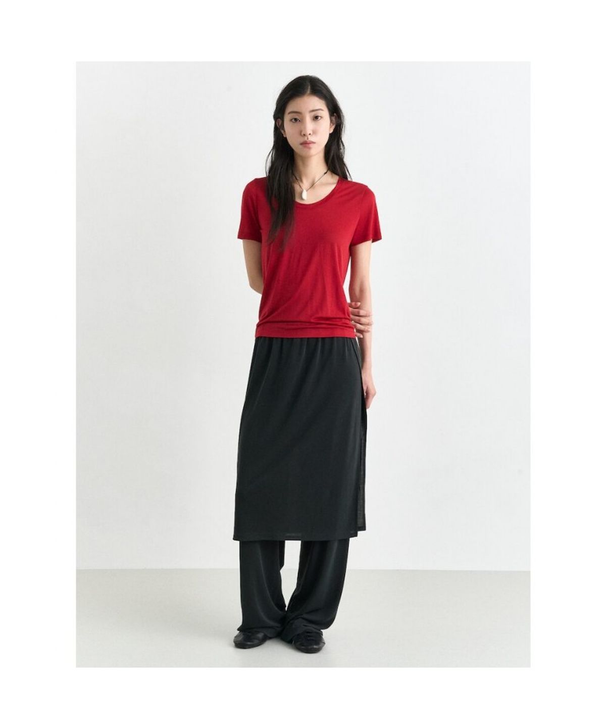 앙개(ANGGAE) Scoop Neck Short Sleeve TShirt  Red