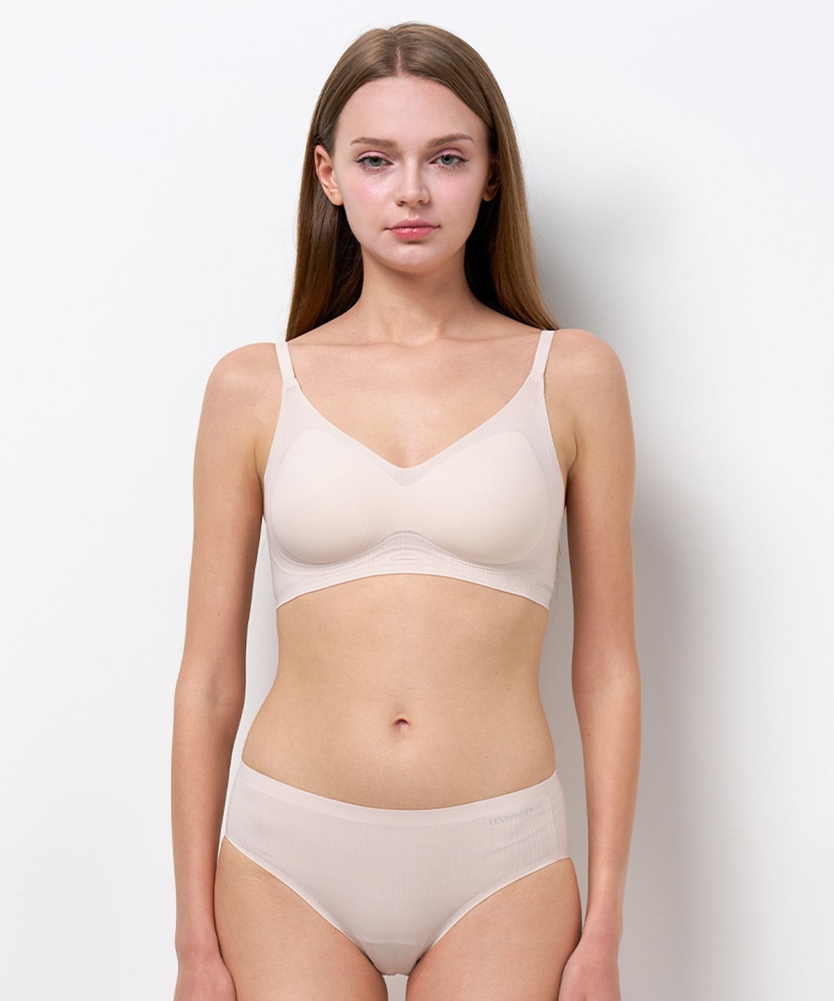 레브렌스(LEVRENCE) (핏 리뉴얼) 45g 에어핀 브라&팬티 세트_ 피치베이지