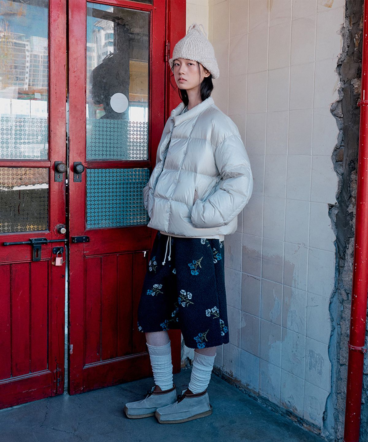 모노크롬(MONOCHROME) dale down jumper (light gray)