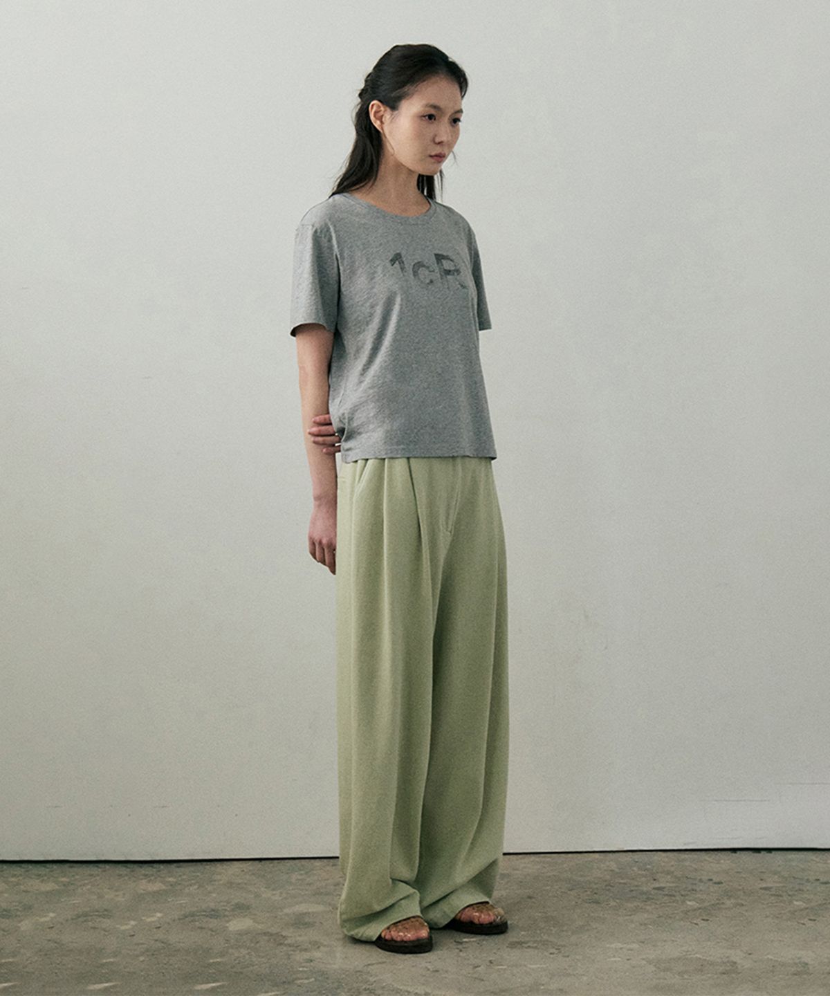 모노크롬(MONOCHROME) melin t-shirt (4color)